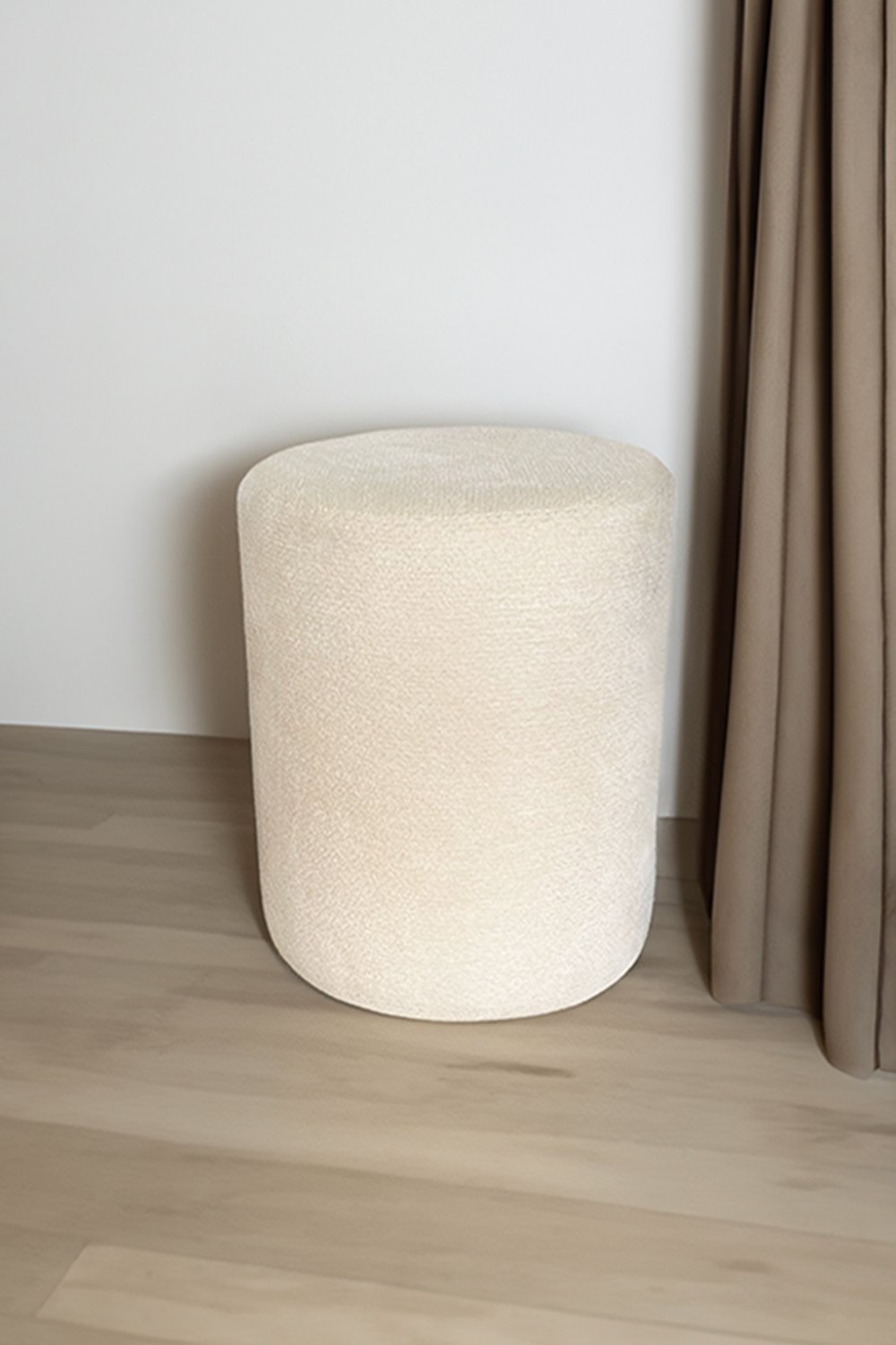 Fagus Wood-Teddy Kumaş Silindir Dekoratif Puf, Kırık Beyaz - 120ledx-Puf-5-Milagron.com