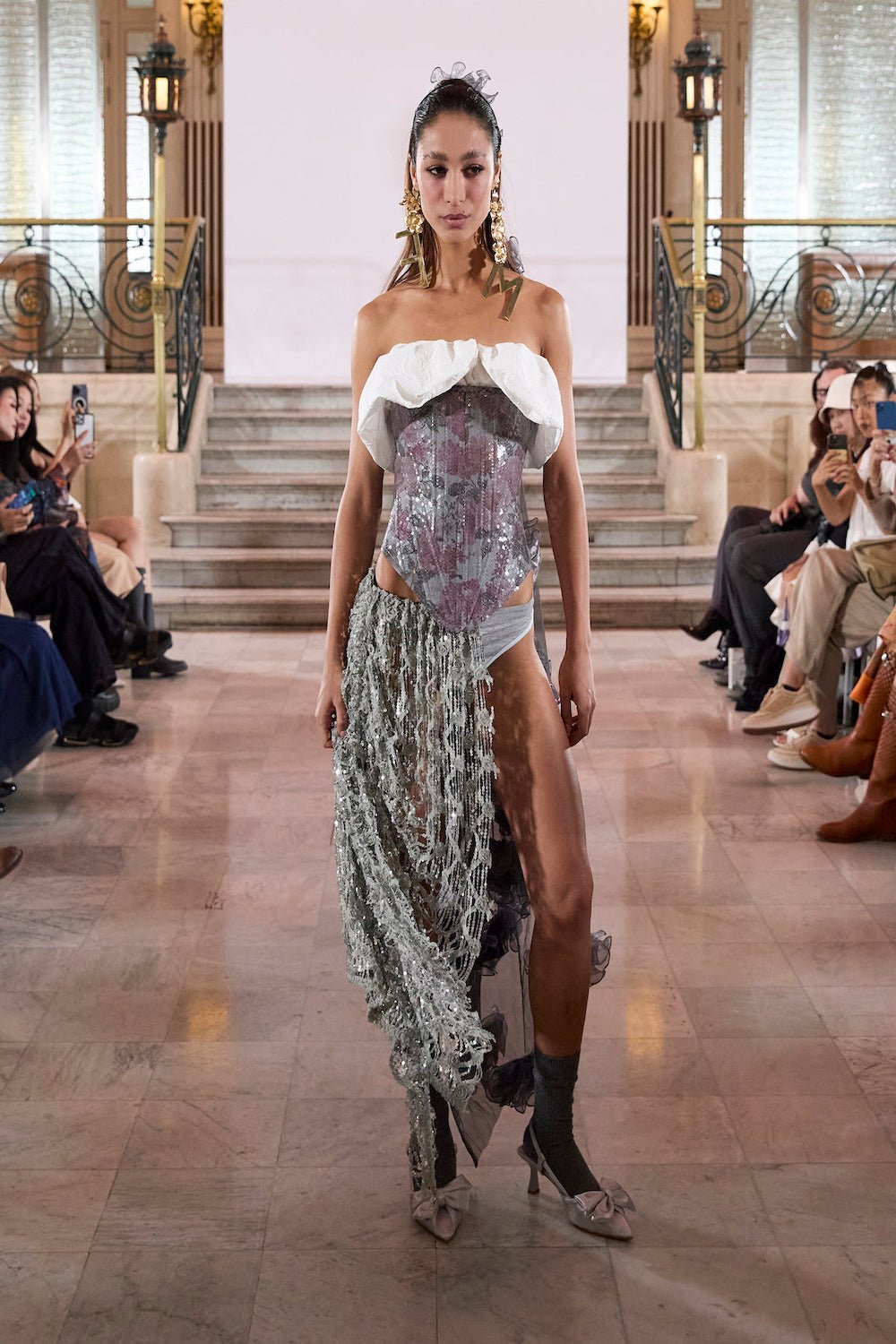 Fèe Muse-Miranda Korse-Büstiyer-8-Milagron.com