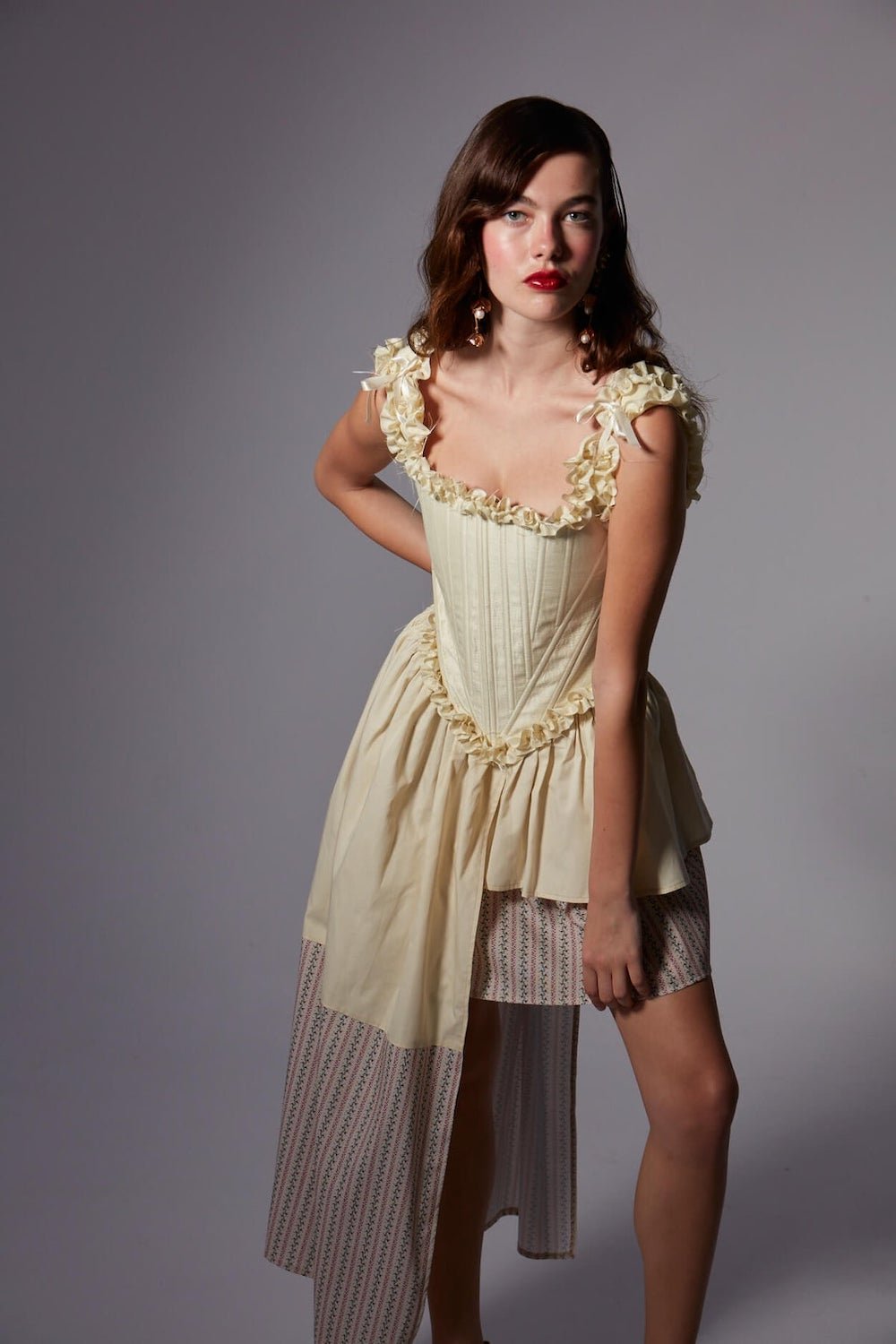 Fèe Muse-Swan Korse-Büstiyer-2-Milagron.com