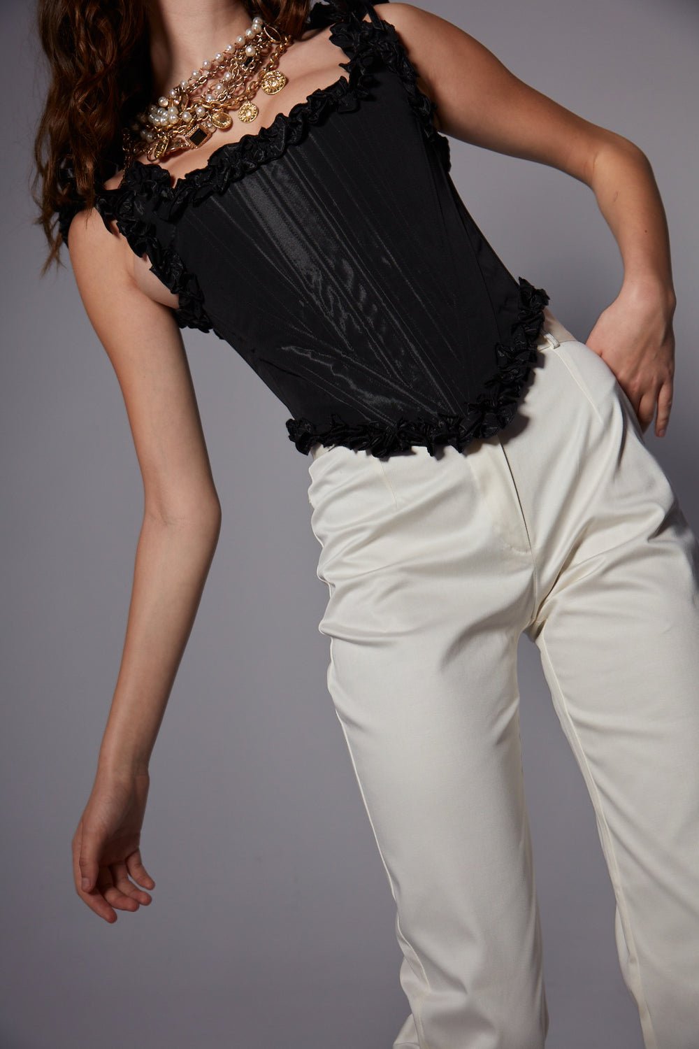 Fèe Muse-Swan Korse-Büstiyer-6-Milagron.com