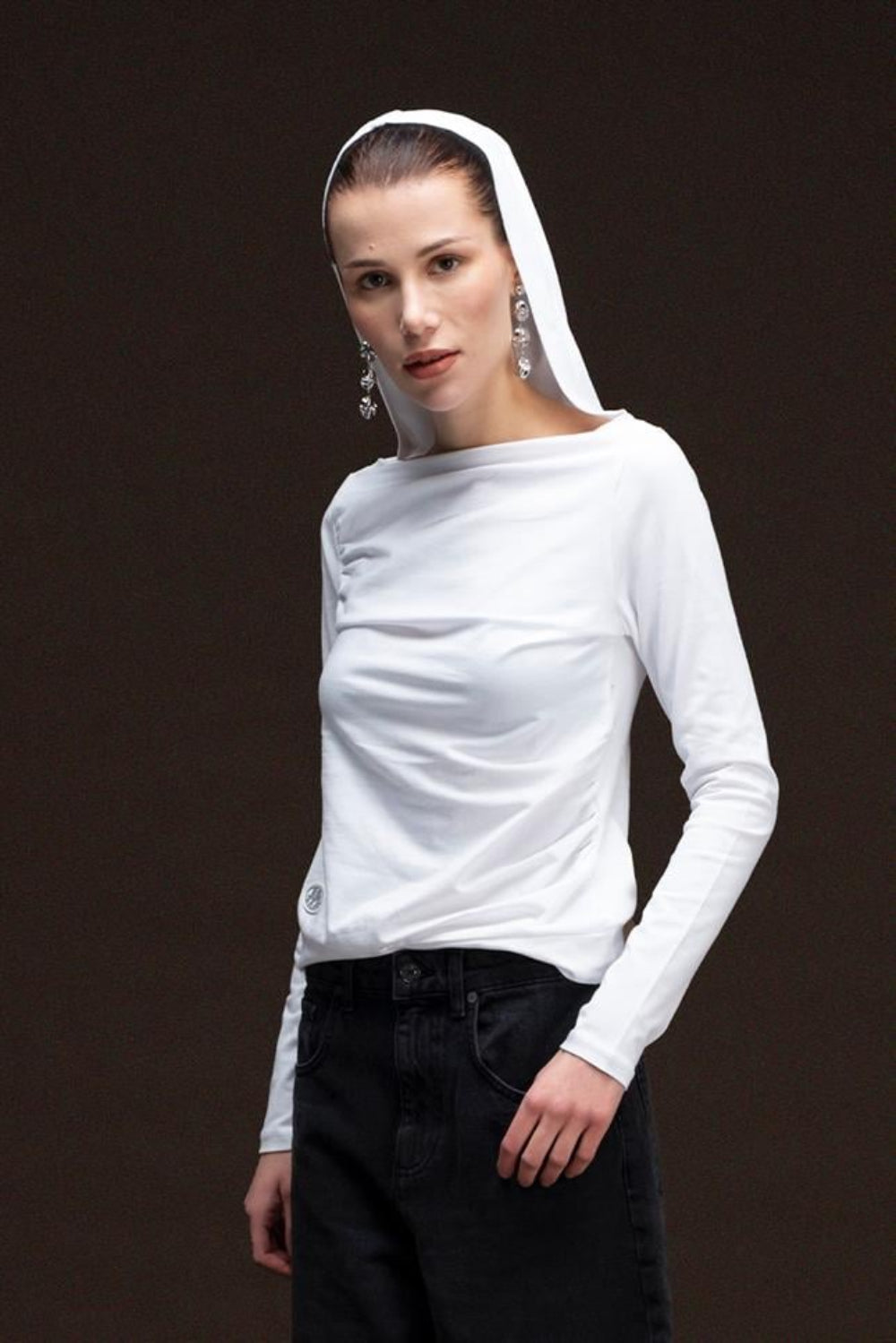 Fifty Pieces-Beyaz Kapüşonlu Uzun Kollu Bluz-T-Shirts-1-Milagron.com