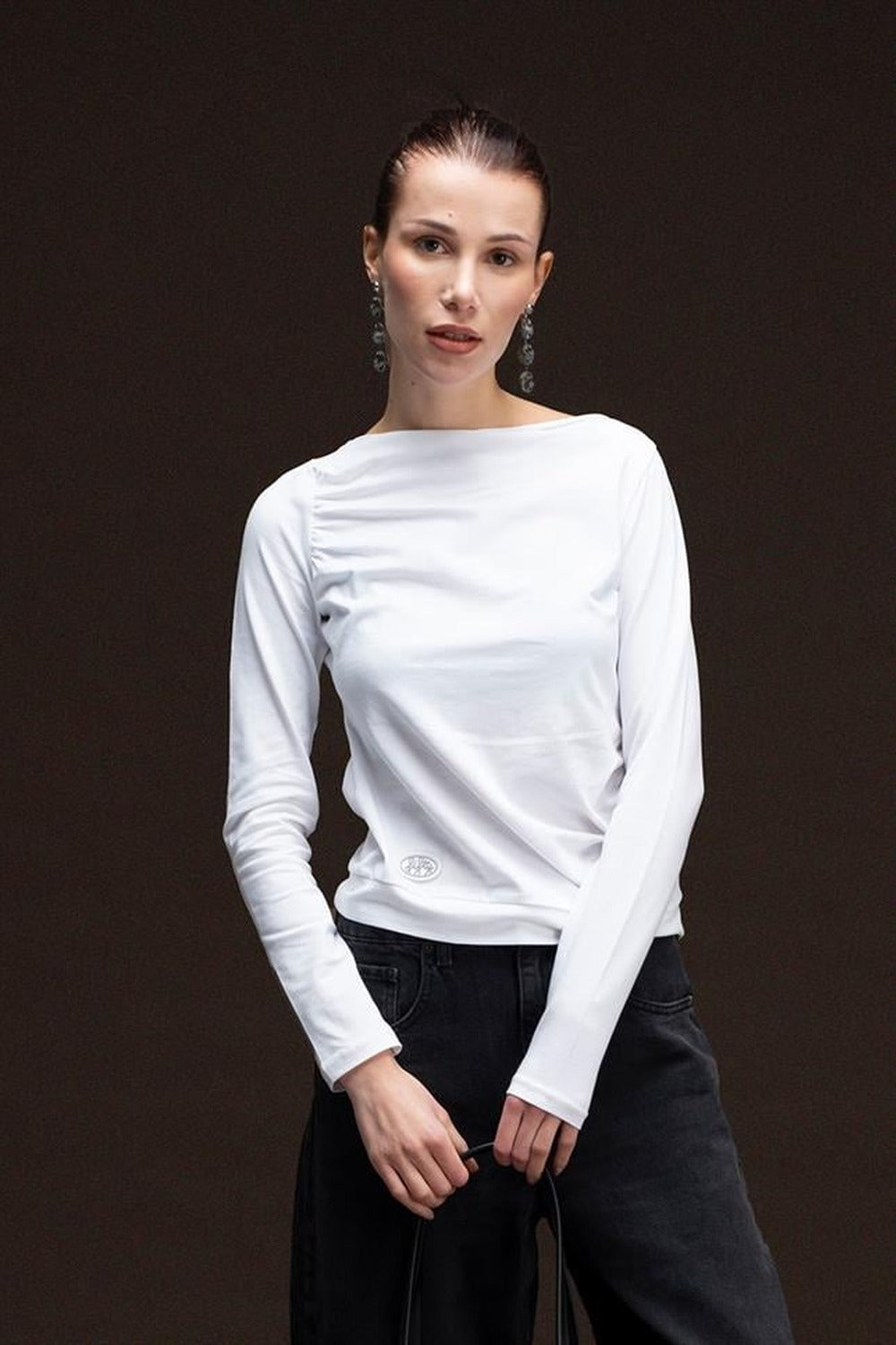 Fifty Pieces-Beyaz Kapüşonlu Uzun Kollu Bluz-T-Shirts-2-Milagron.com