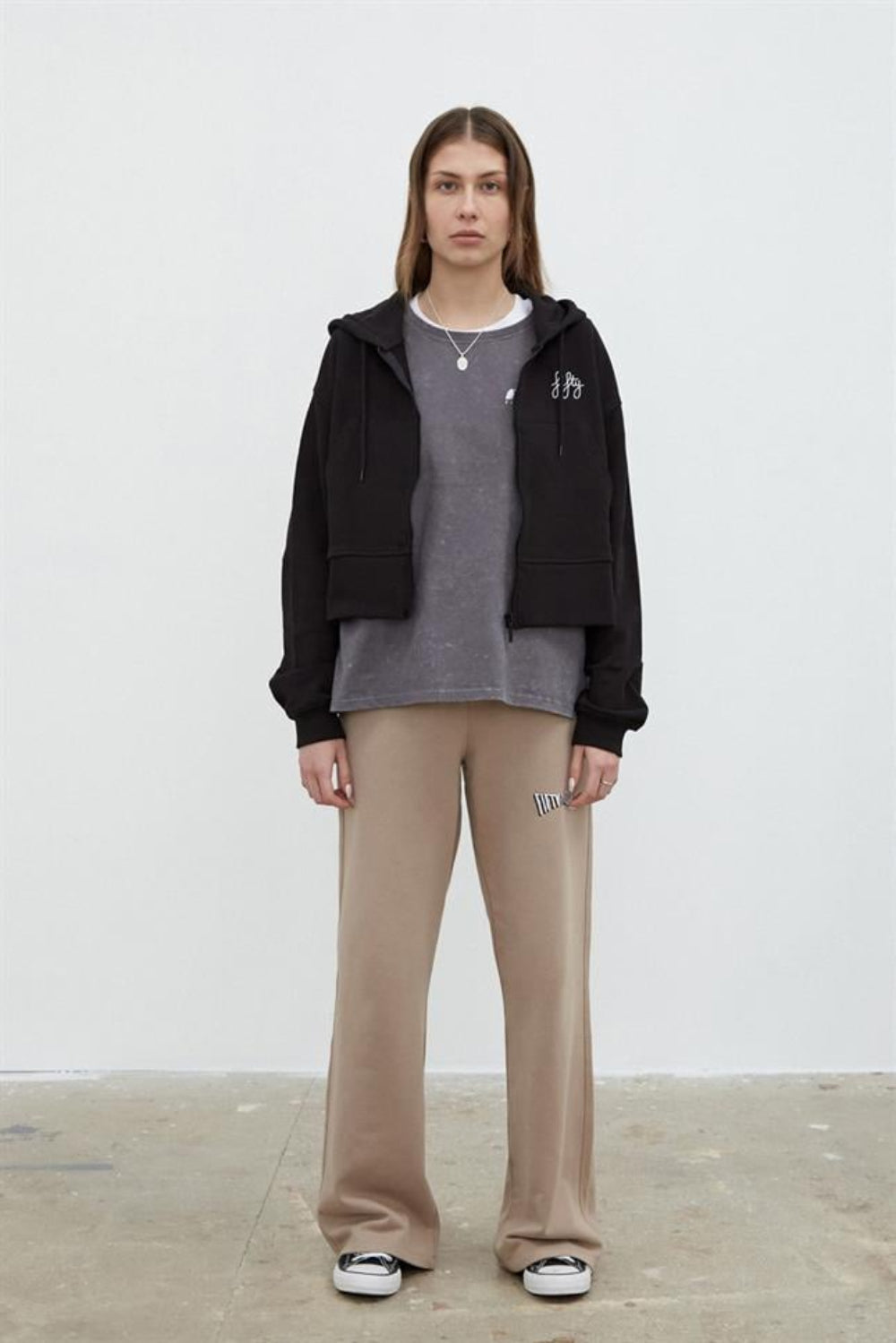 Fifty Pieces-Kadın Boz Geniş Paça Jogger Fifty Pieces-Jogger-3-Milagron.com