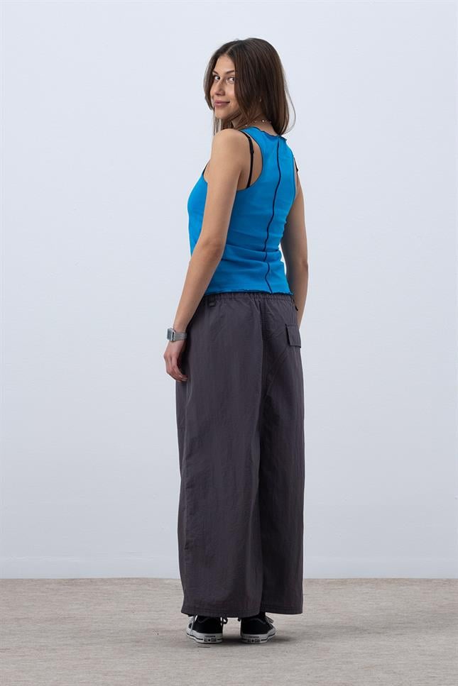 Fifty Pieces-Canlı Mavi Core Kontrast Dikişli Halter Yaka Atlet-Top-6-Milagron.com