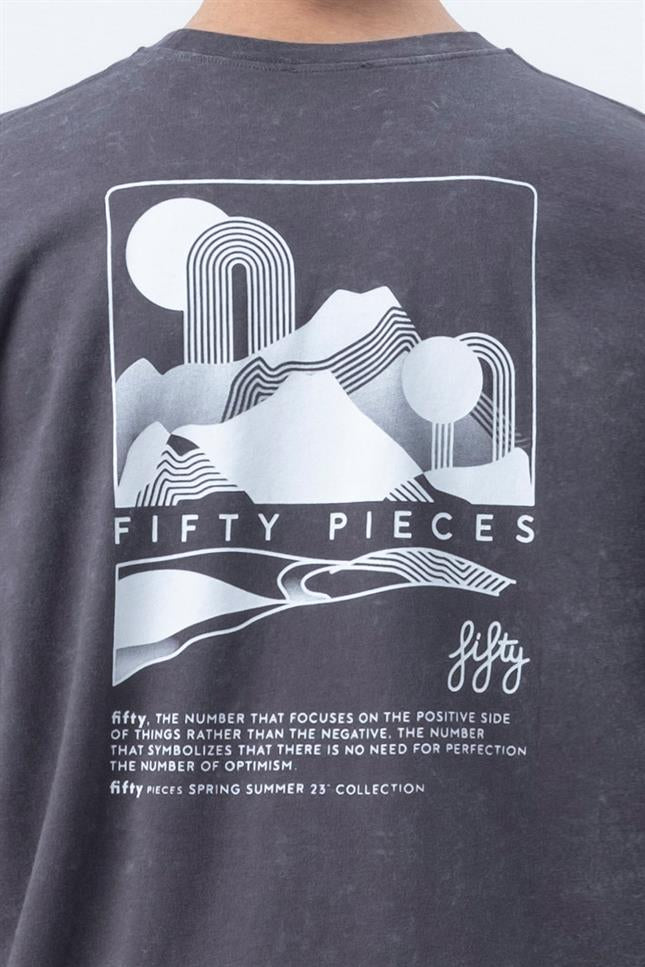 Erkek Antrasit Yıkamalı Sırt Baskılı T-Shirt