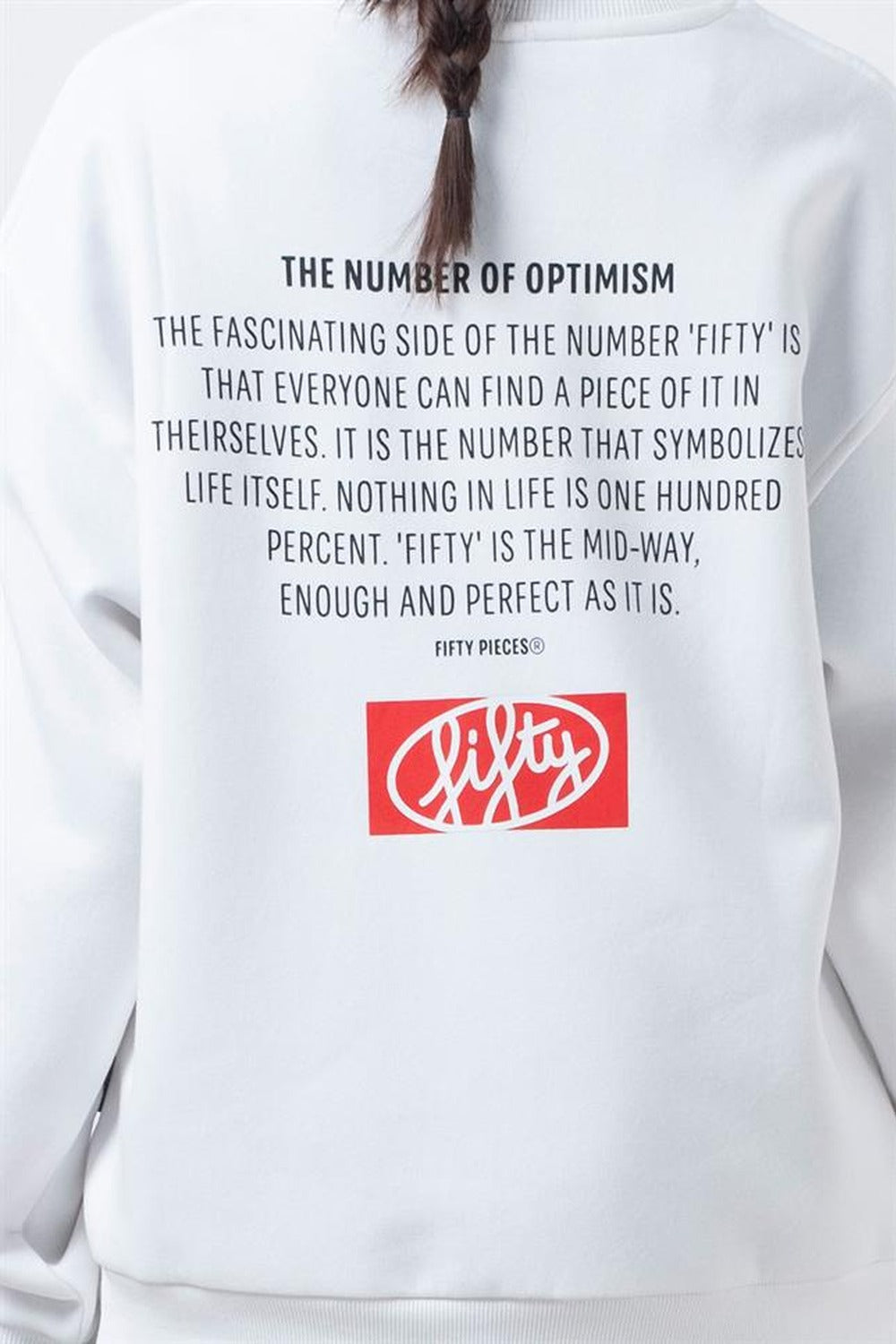 Kadın Beyaz Oversize Sırt Baskılı Sweatshirt
