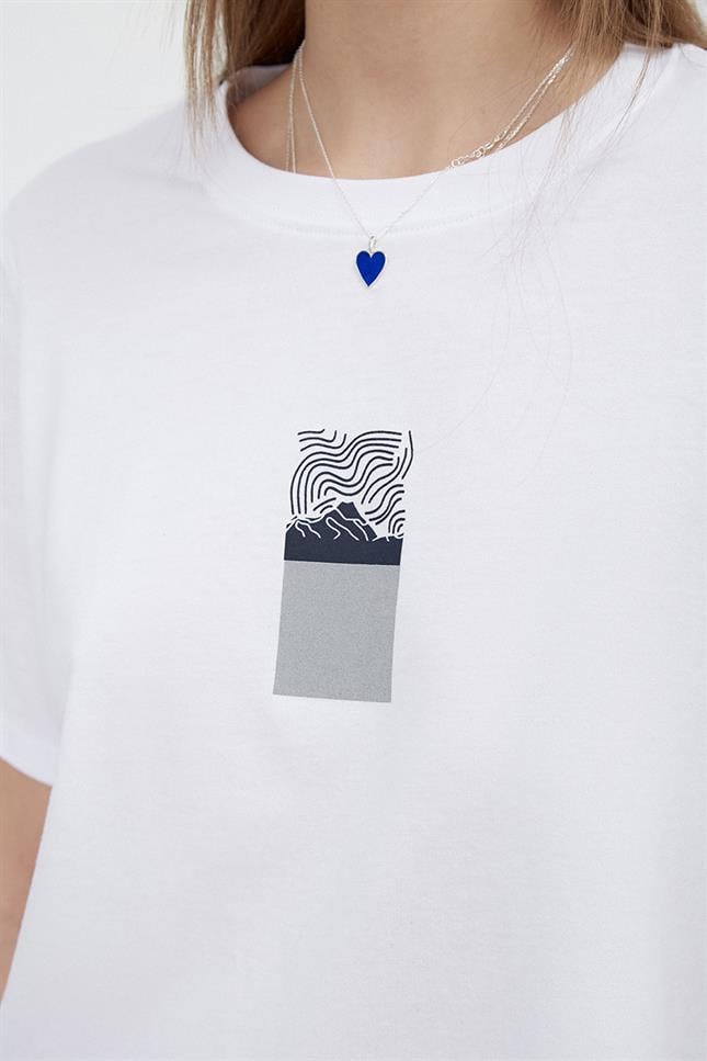Fifty Pieces-Kadın Beyaz Sırt Baskılı Loose Fit T Shirt-T-Shirt-5-Milagron.com