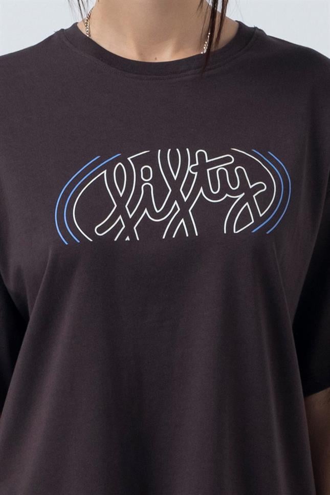 Fifty Pieces-Kahverengi Oversize Sırt Baskılı T-Shirt-T-Shirts-2-Milagron.com