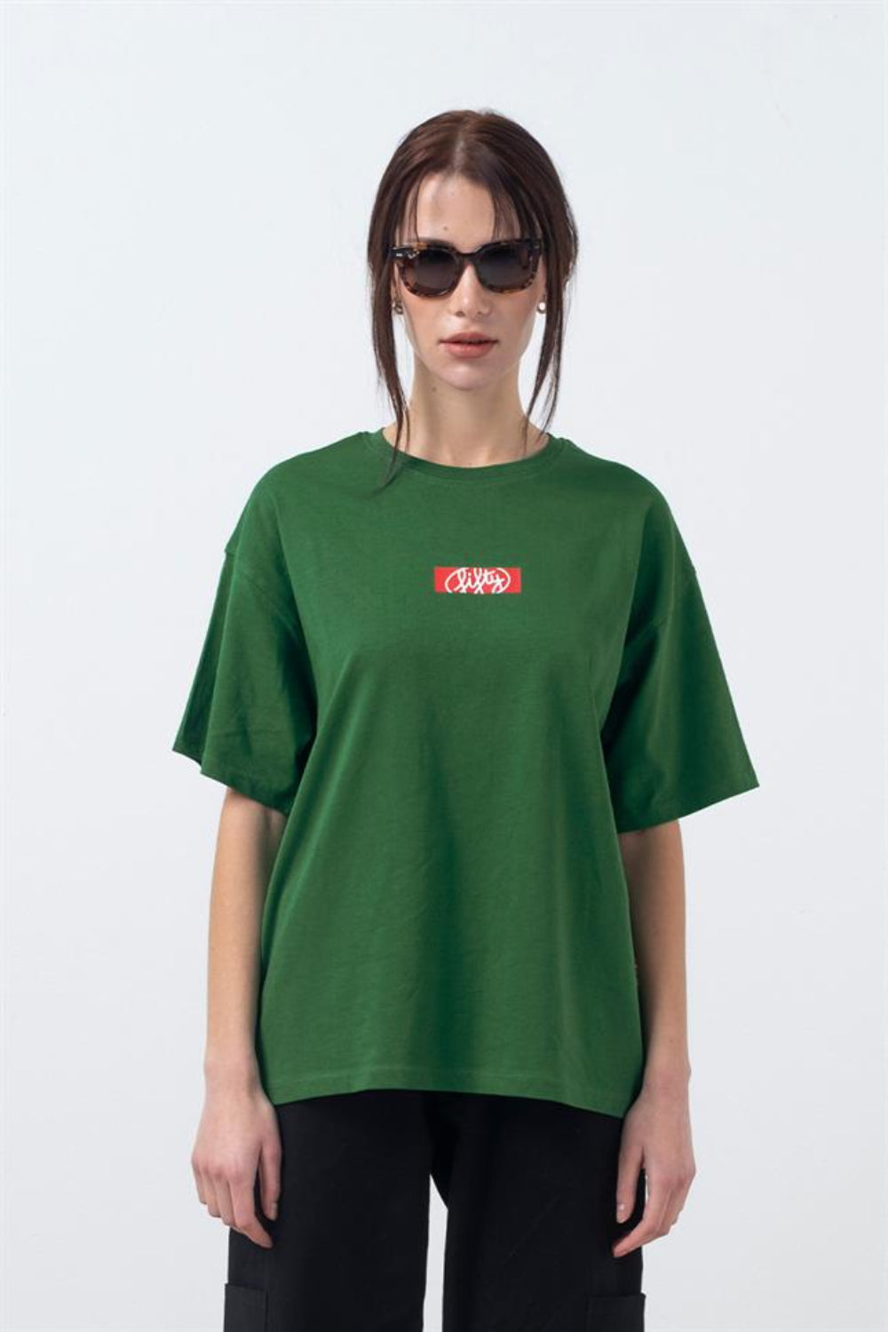 Fifty Pieces-Yeşil Oversize Sırt Baskılı T-Shirt-T-Shirts-1-Milagron.com