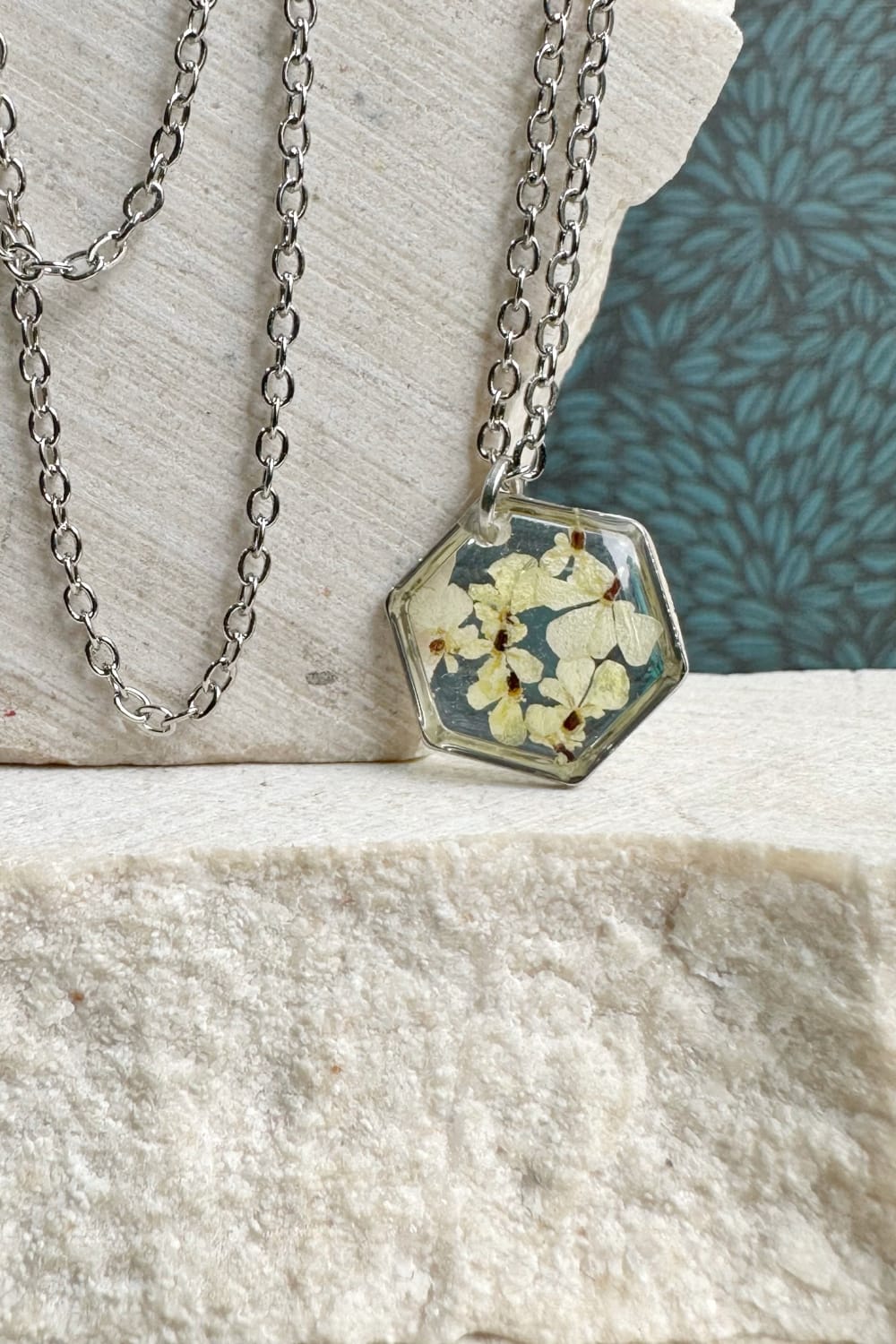 Fiorel Design-Daily Bloom - White-Kolye-1-Milagron.com