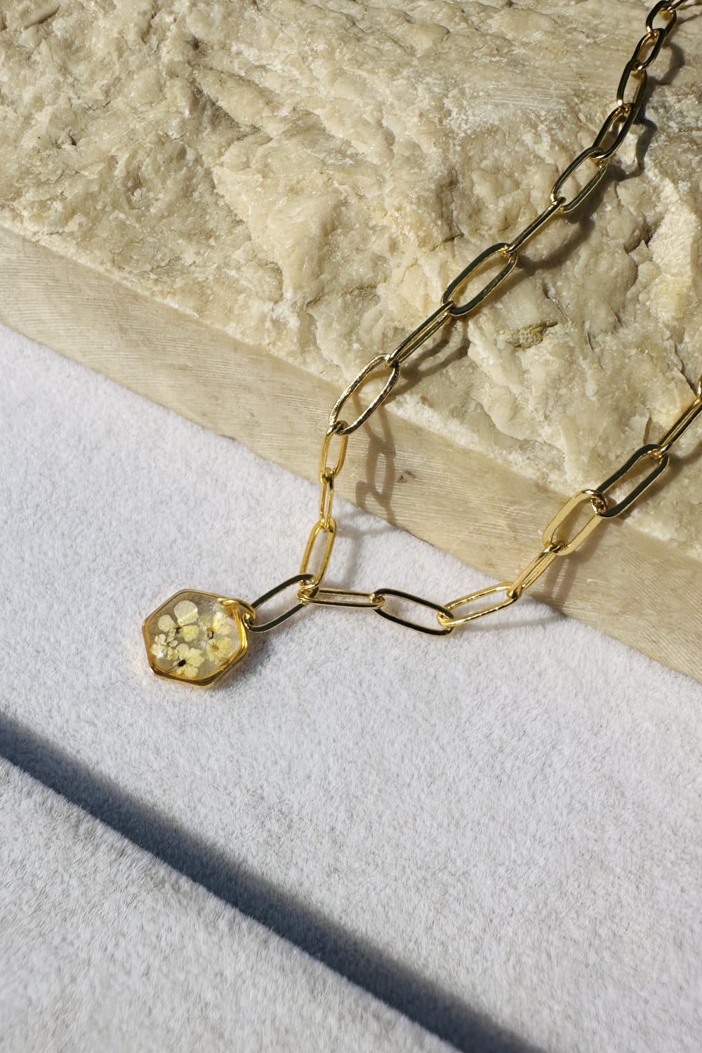 Fiorel Design-Golden Garden Lil Hexagon - White-Kolye-1-Milagron.com