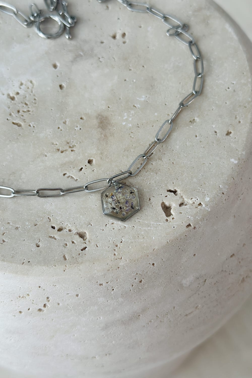 Fiorel Design-Golden Garden Rhodium - Lilac-Kolye-1-Milagron.com