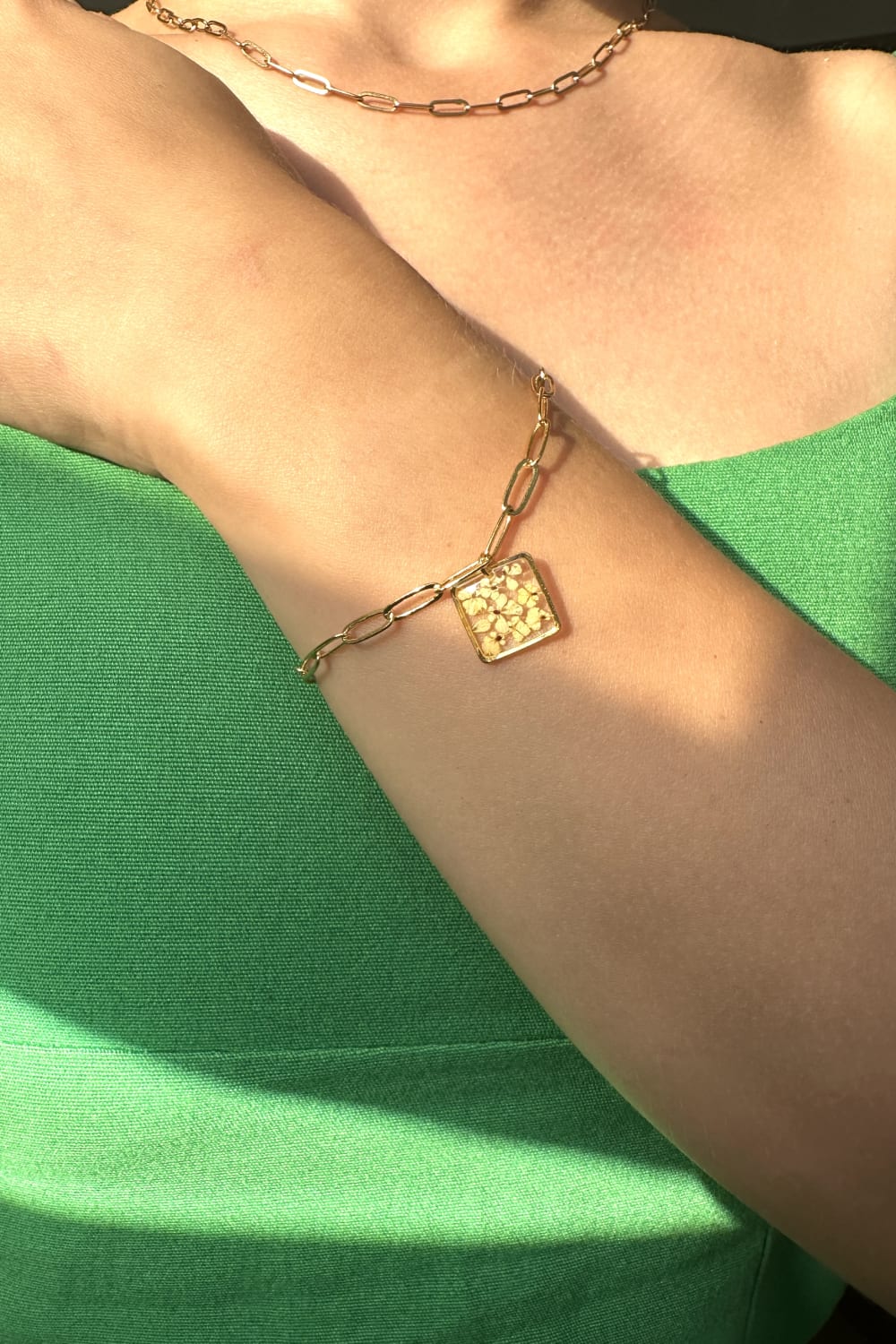 Fiorel Design-Golden Garden Square - White Bileklik-Bileklik-2-Milagron.com