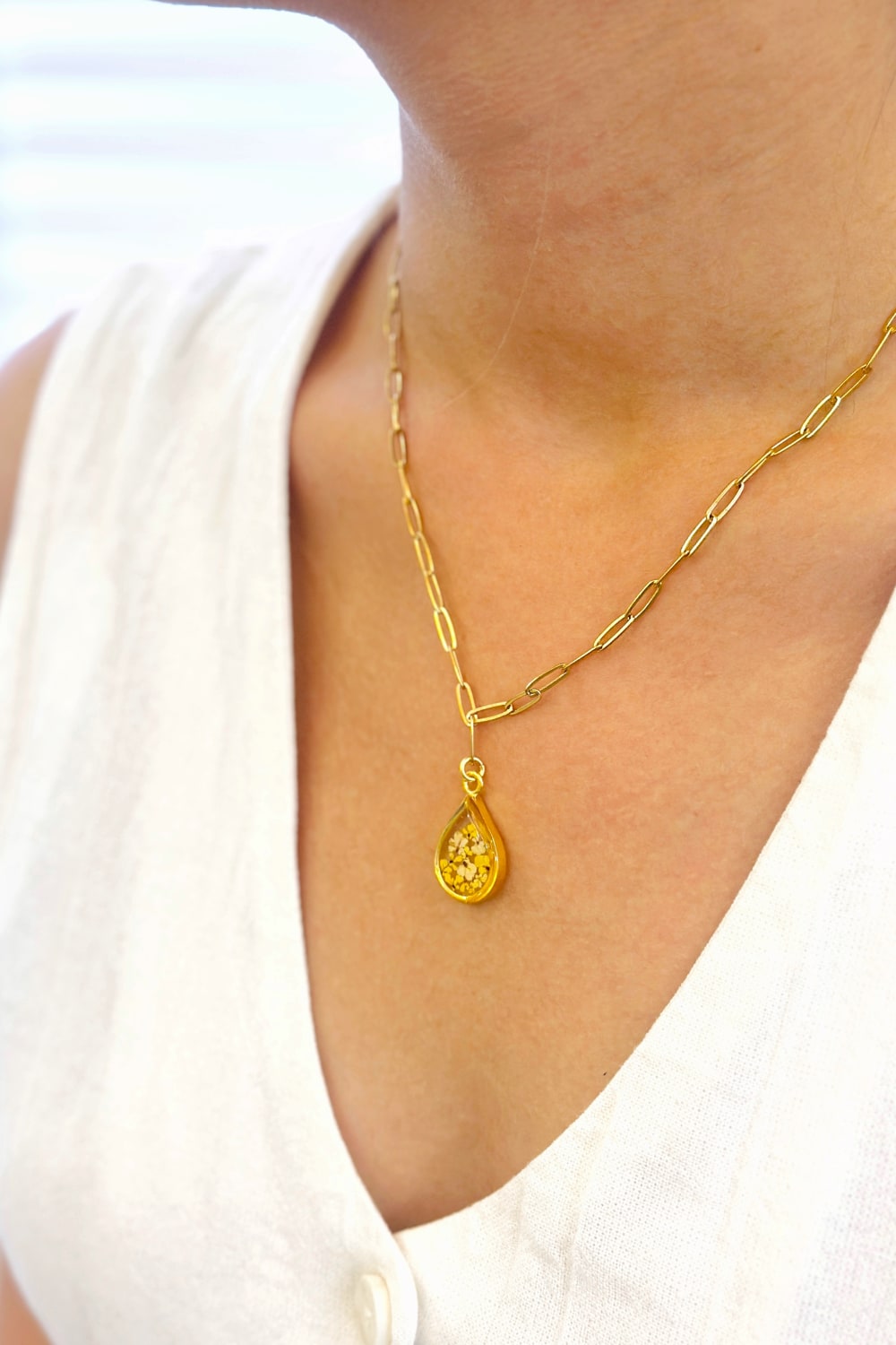 Fiorel Design-Golden Garden Teardrop - Honey-Kolye-2-Milagron.com