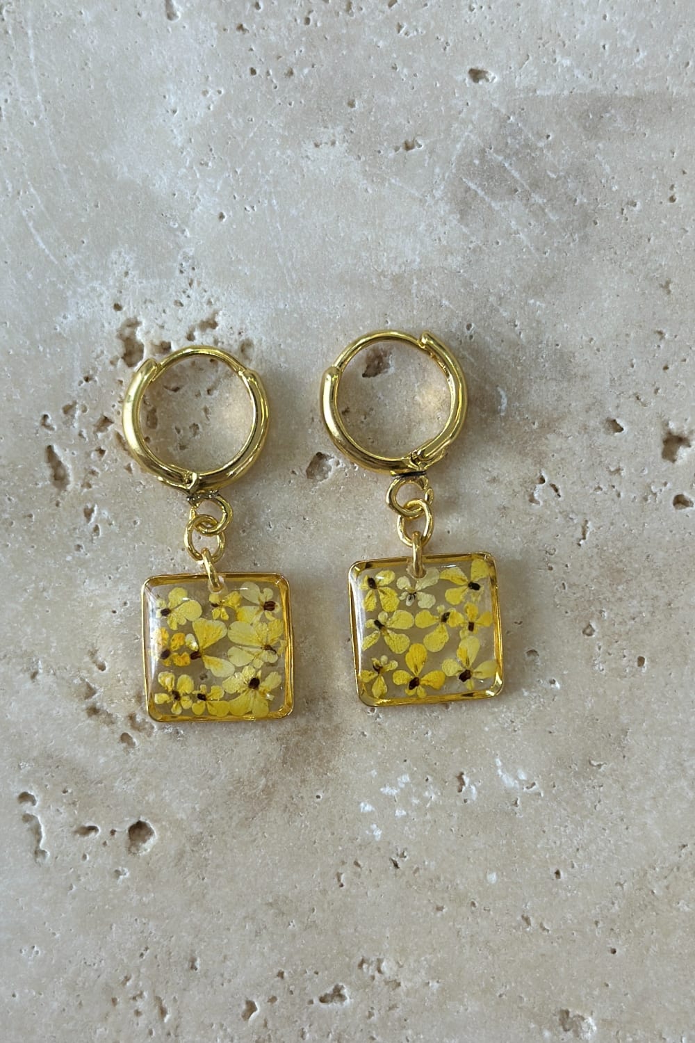 Fiorel Design-Teeny Weeny Drop Square - Yellow-Küpe-1-Milagron.com