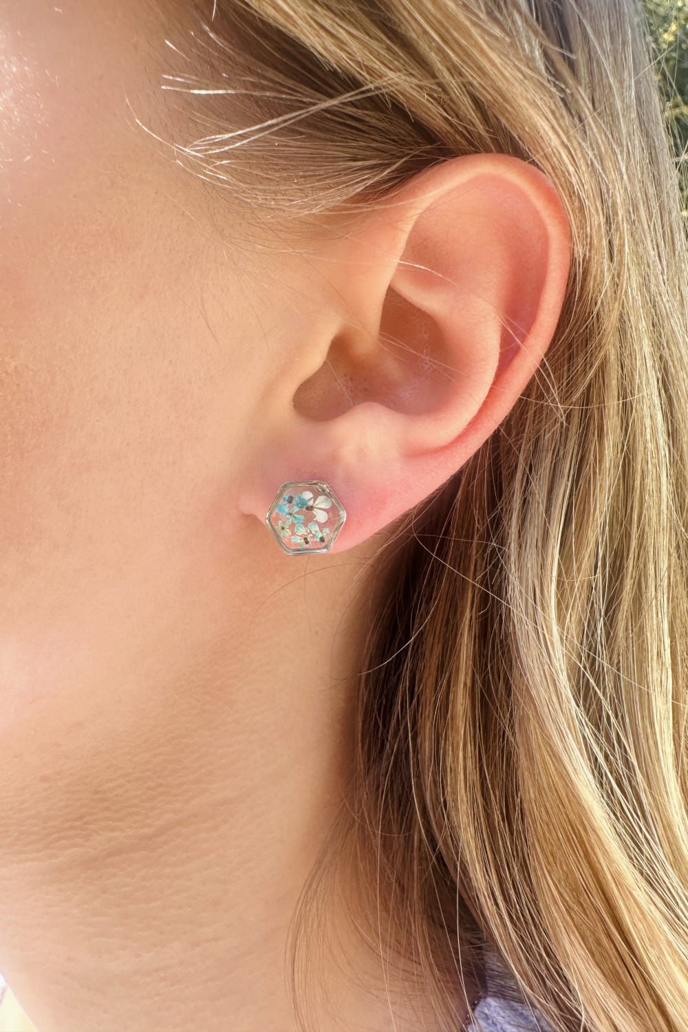 Fiorel Design-Teeny Weeny Hexagon Rhodium - Blue-Küpe-2-Milagron.com