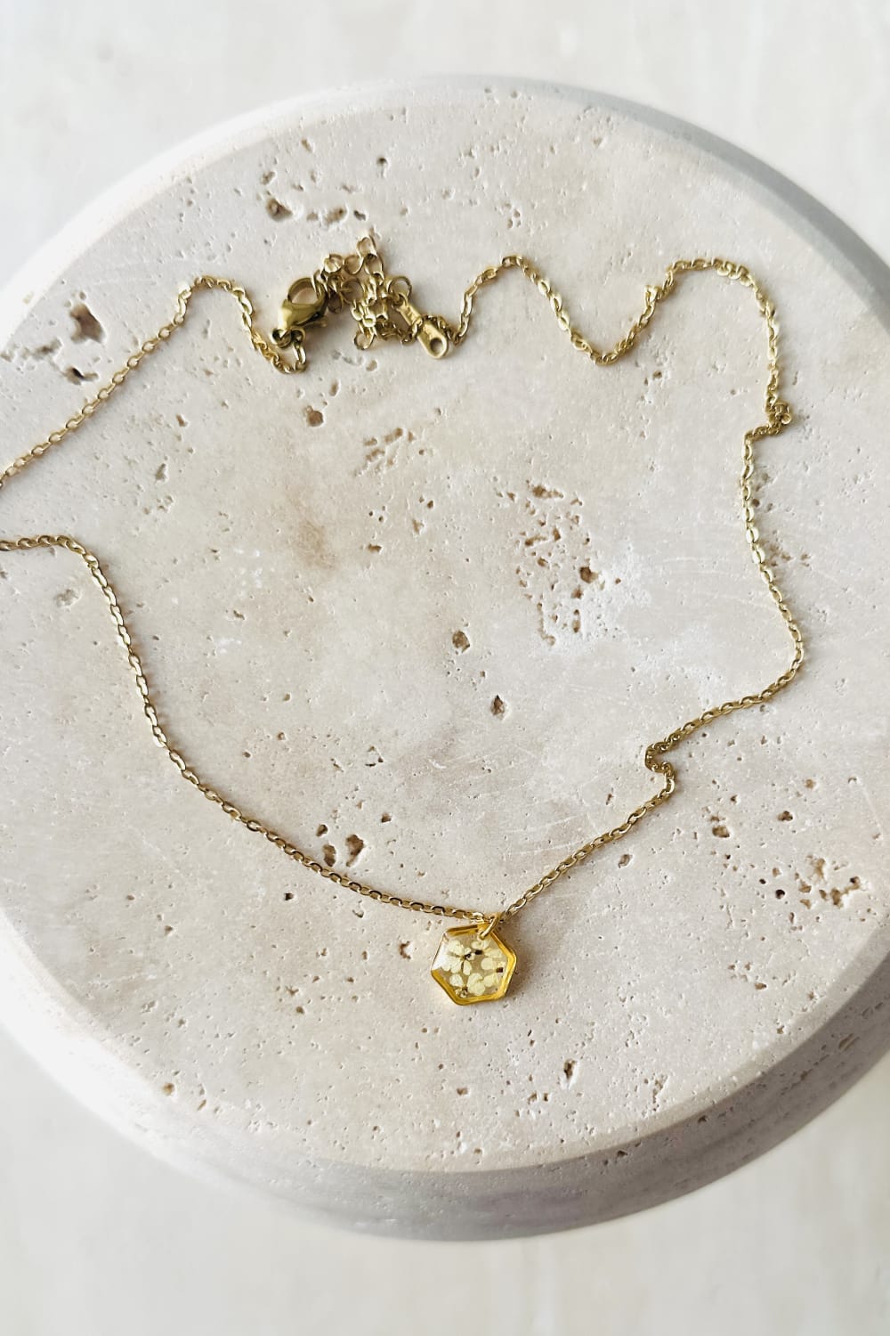 Fiorel Design-Teeny Weeny Hexagon - White-Kolye-2-Milagron.com