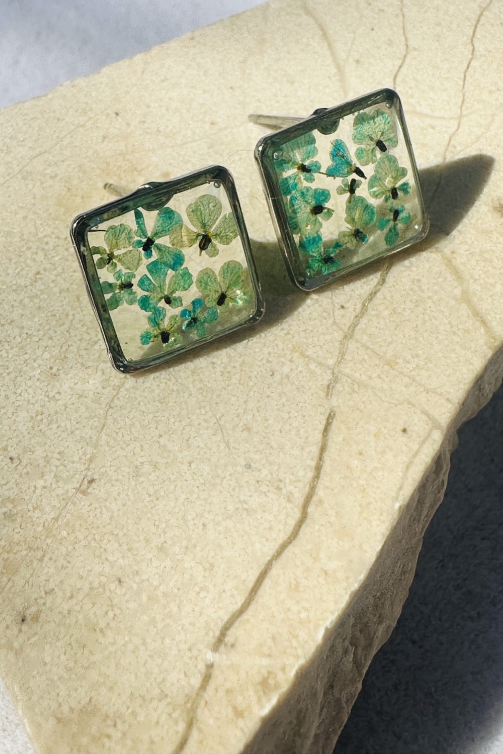 Fiorel Design-Teeny Weeny Square Rhodium - Blue-Küpe-1-Milagron.com