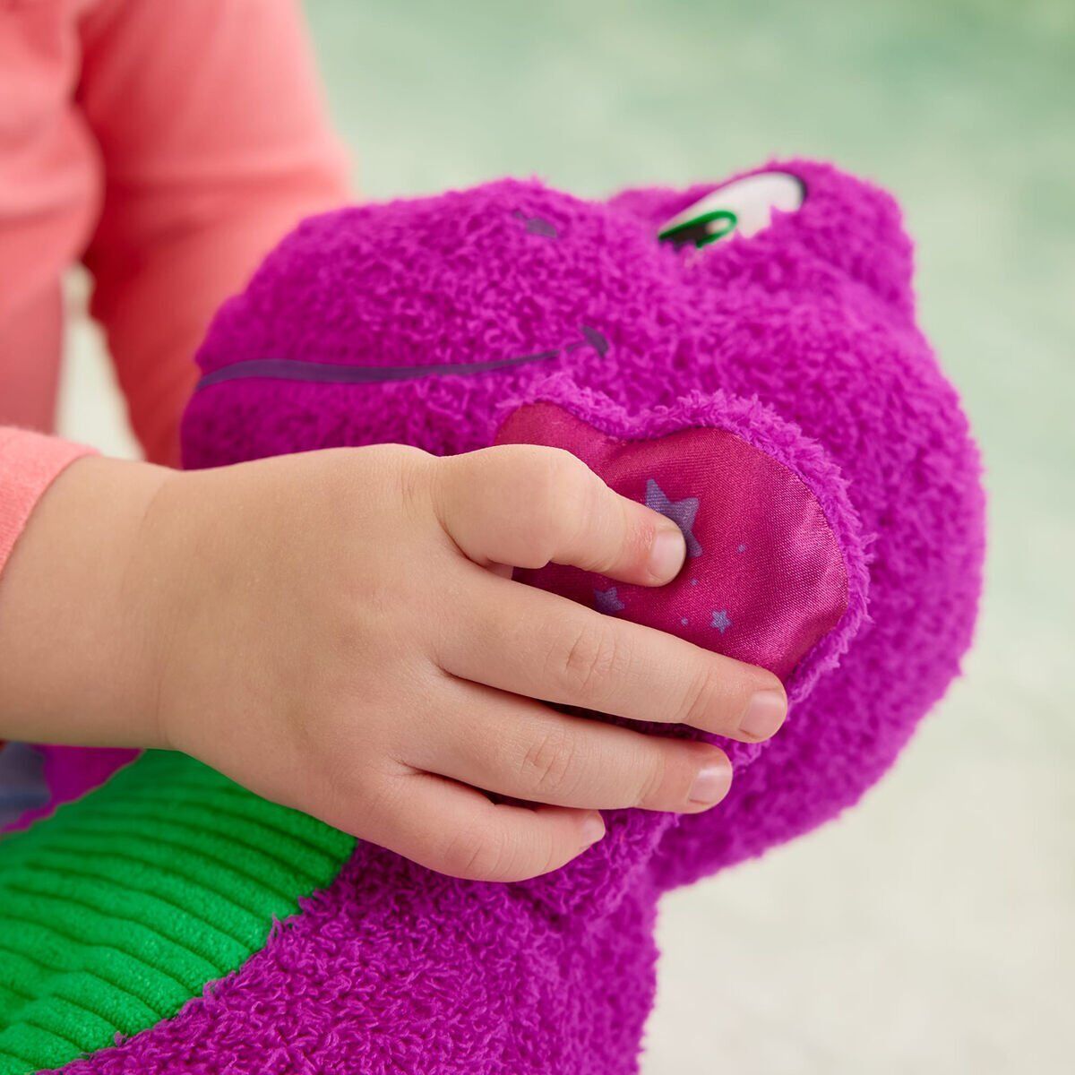 Hyg89 Fisher-Price Kalp Yapan Barney Pelüş Oyuncağı