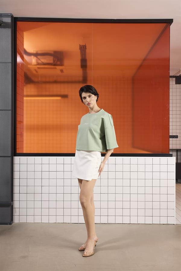 GMG Firenze-Arka Baskı Detaylı Kadın Crop T-Shirt-T-Shirts-9-Milagron.com