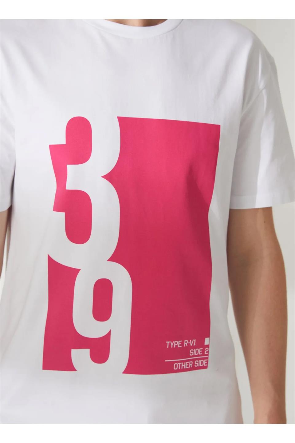 Bisiklet Yaka Baskılı Slim Fit Erkek T-Shirt
