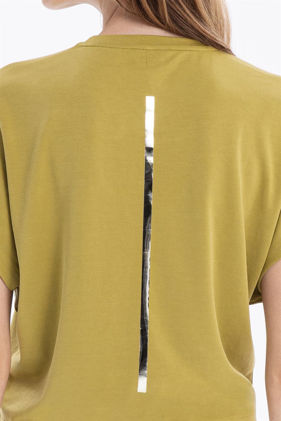 Bisiklet Yaka Çizgi Detaylı Oversize Yarasa Kol Kadın T-Shirt