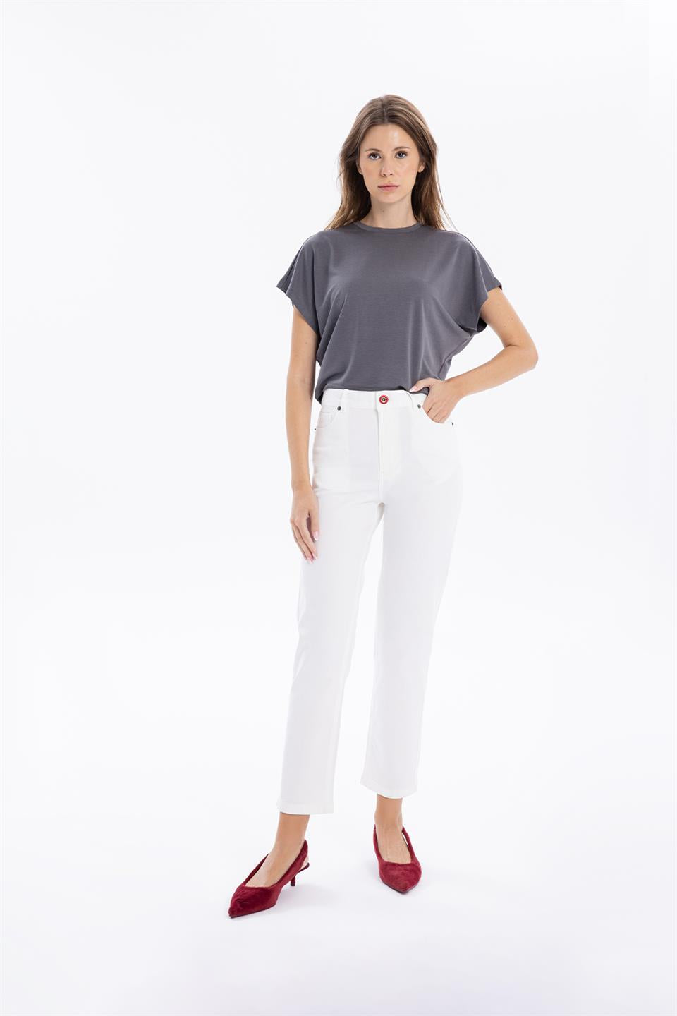 Bisiklet Yaka Çizgi Detaylı Oversize Yarasa Kol Kadın T-Shirt