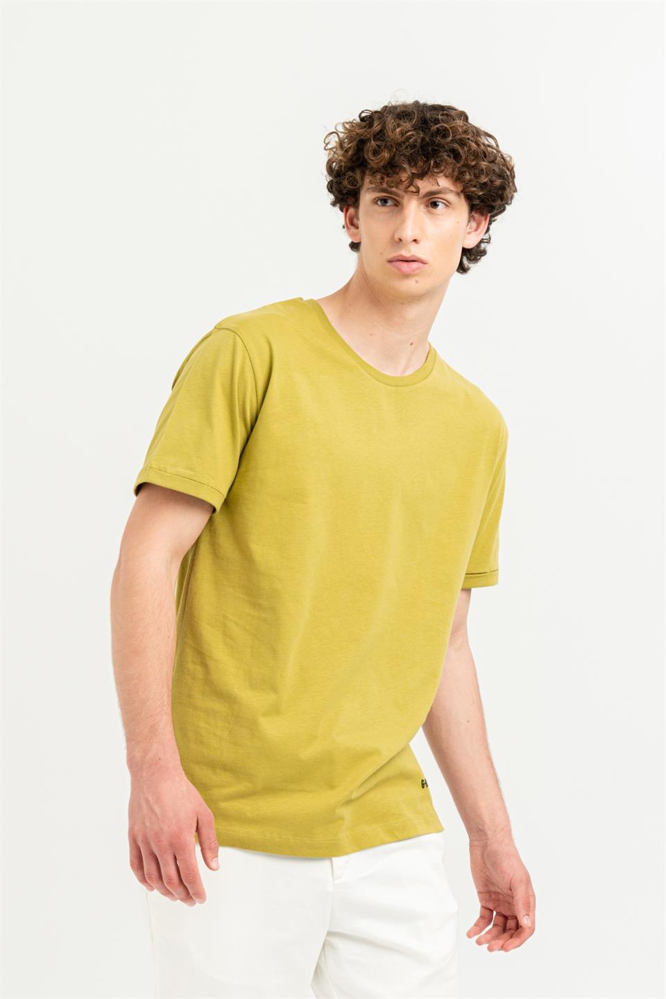 Bisiklet Yaka Kol Ucu Duble %100 Pamuk Slim Fit Erkek T-Shirt