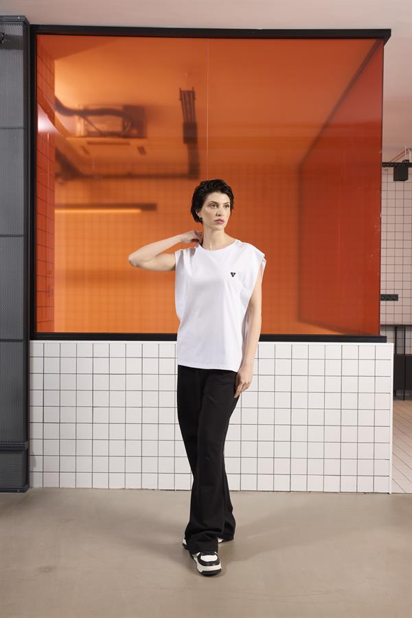 GMG Firenze-Bisiklet Yaka Logo Detaylı Kolsuz T-Shirt-T-Shirts-2-Milagron.com