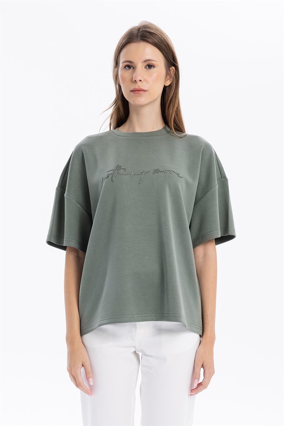 Bisiklet Yaka Oversize Emboss Baskılı Kadın T-Shirt