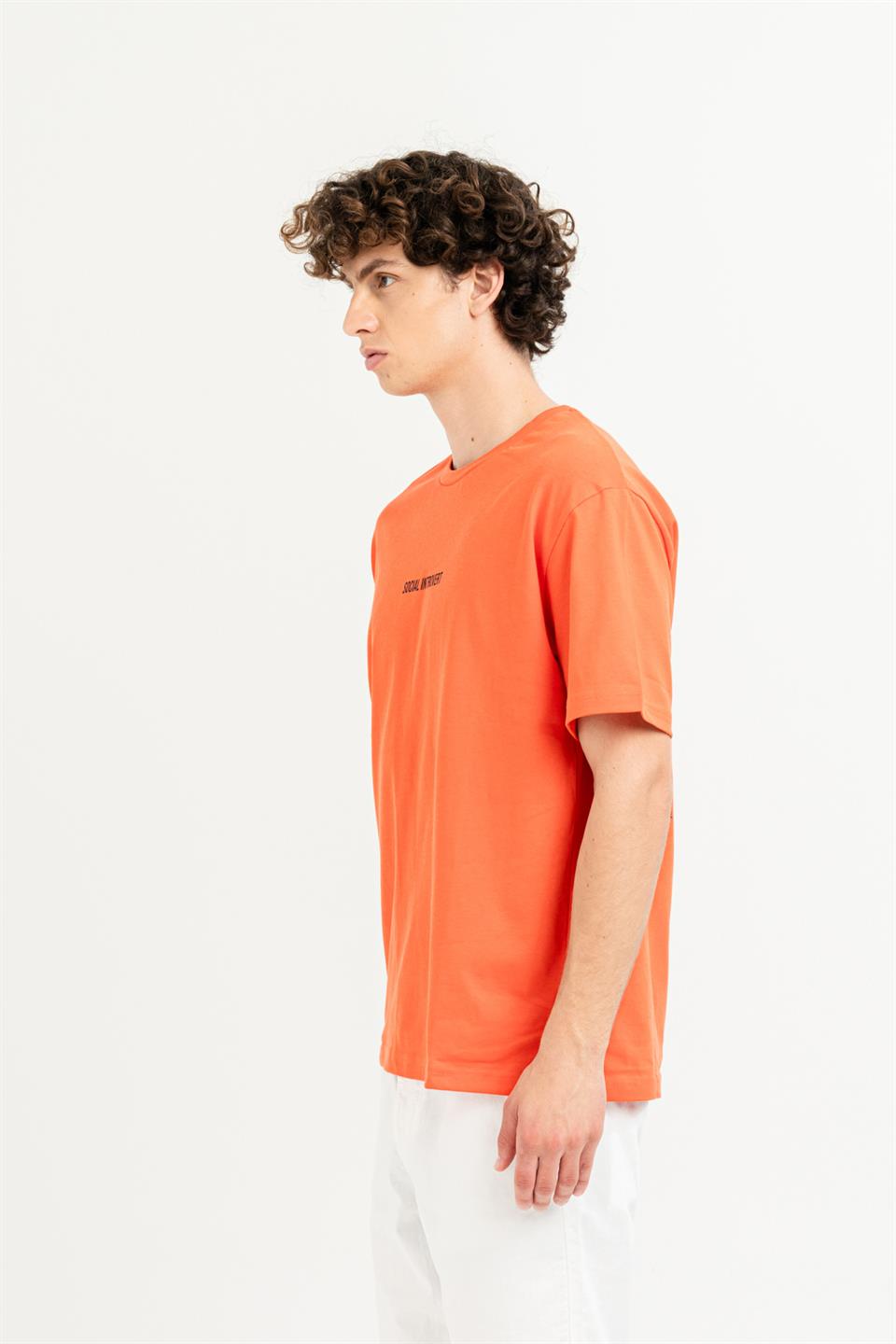 Bisiklet Yaka Sırtı Baskılı %100 Pamuk Oversize Erkek T-Shirt