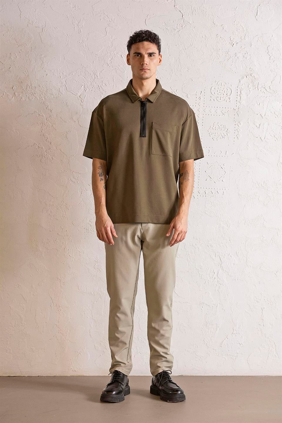 Polo Yaka Patı Fermuarlı Cepli Erkek T-Shirt