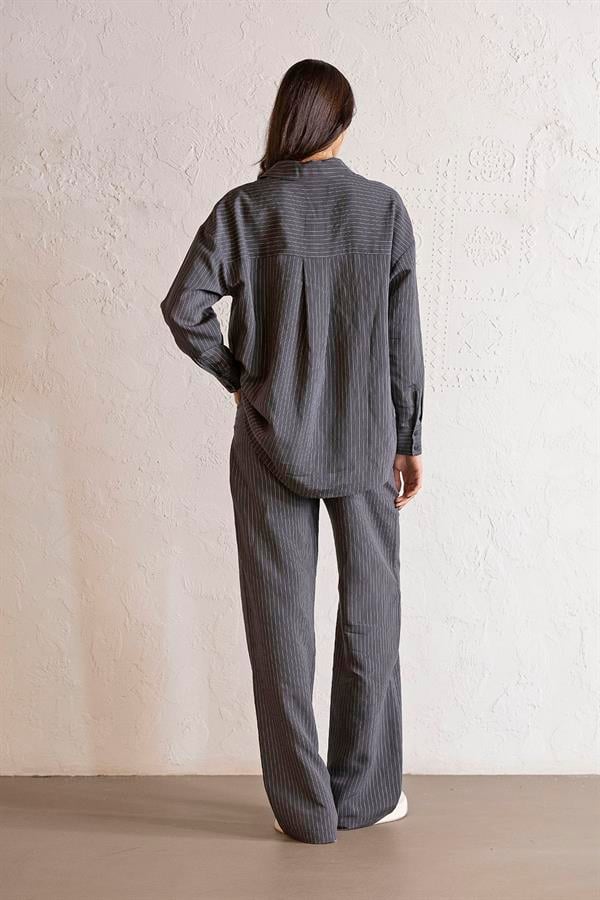 GMG Firenze-Regular Fit Çizgili Kadın Gömlek-GÖMLEK-3-Milagron.com