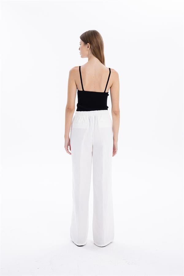 GMG Firenze-V Yaka Slim Fit İnce Askılı Triko Kadın Atlet-Summer'25-13-Milagron.com