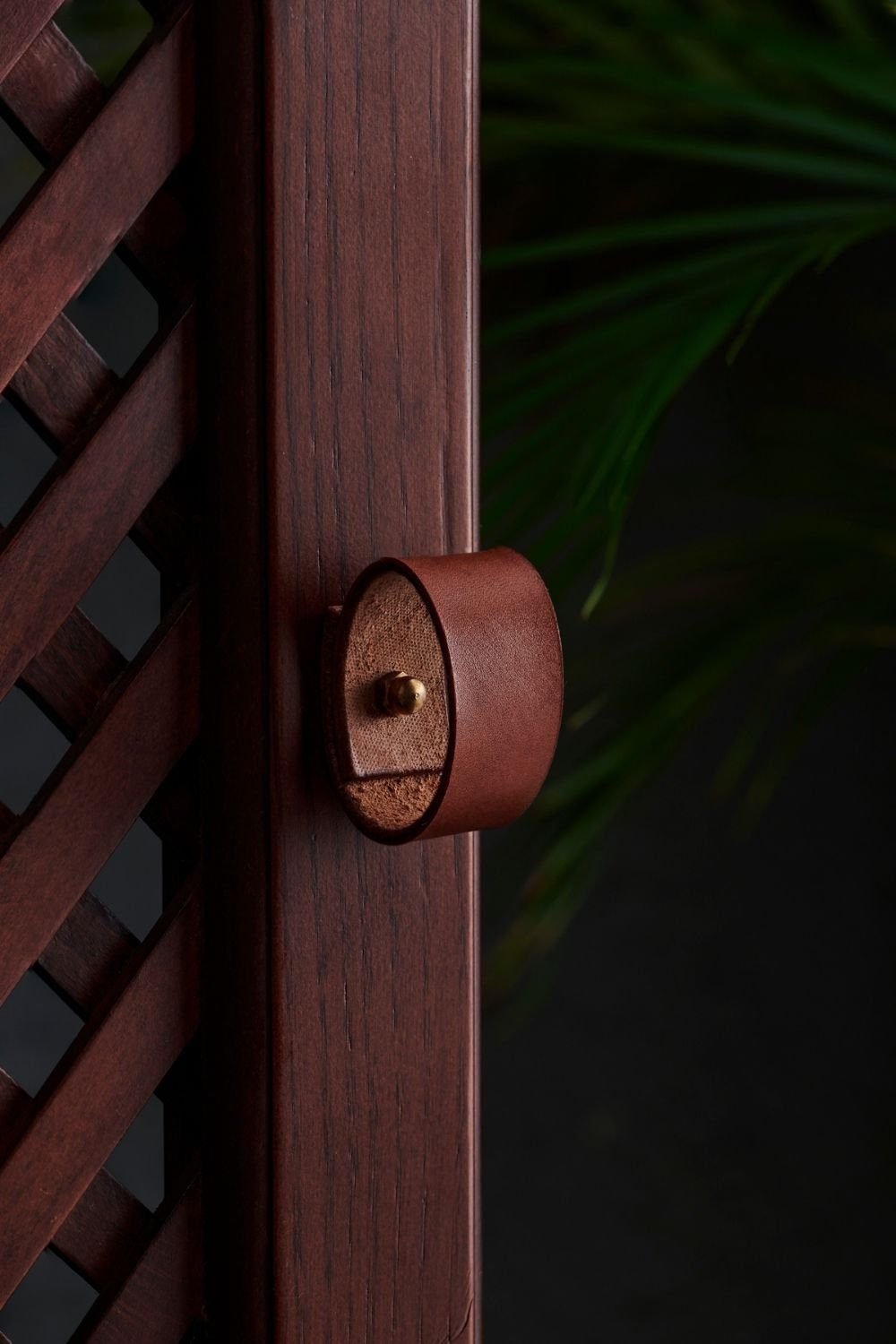 Gardin Leather-Deri Dekoratif Kulp-Dolap-1-Milagron.com