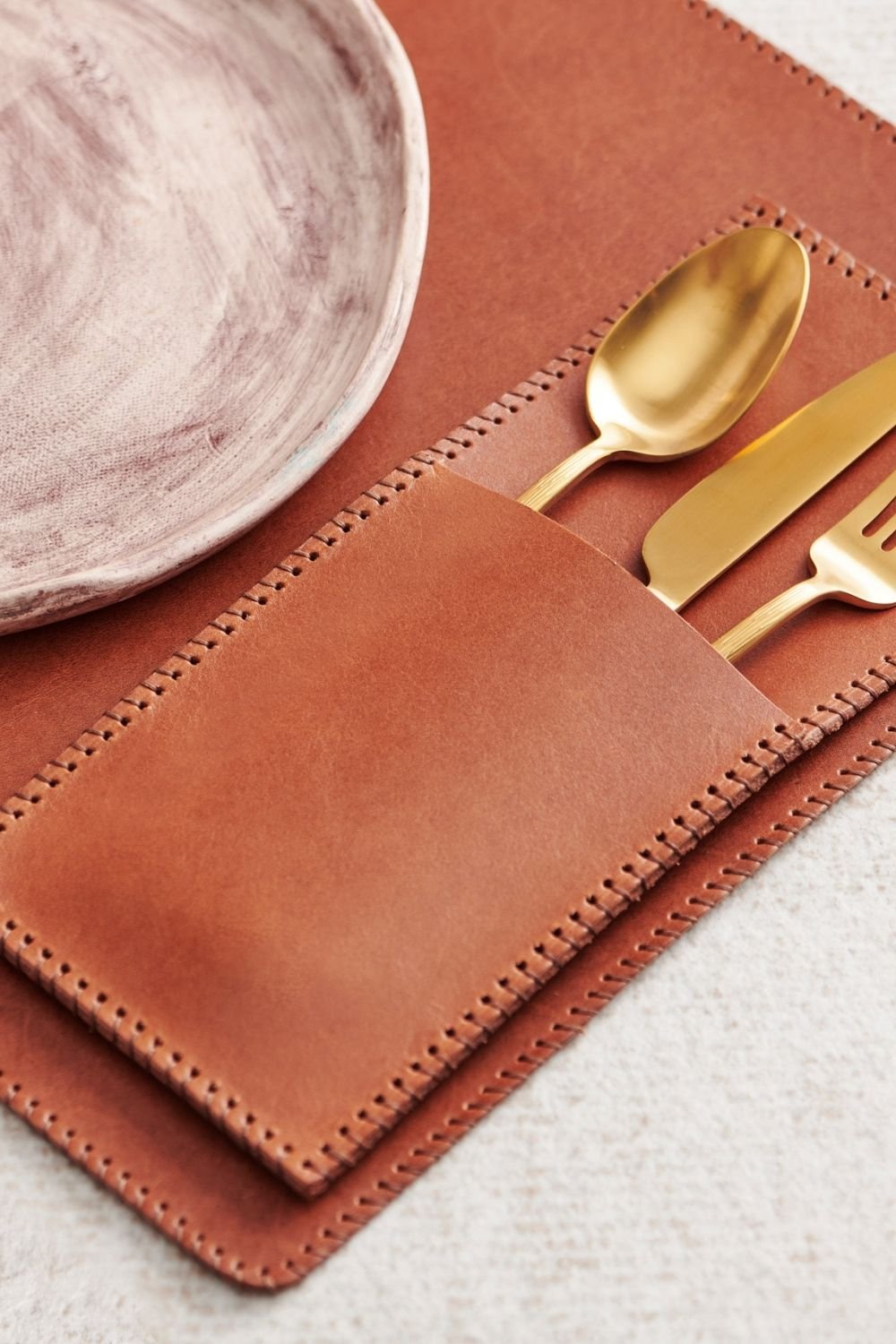 Gardin Leather-Gerçek Deri Kaşıklık-Sunum Aksesuarları-1-Milagron.com