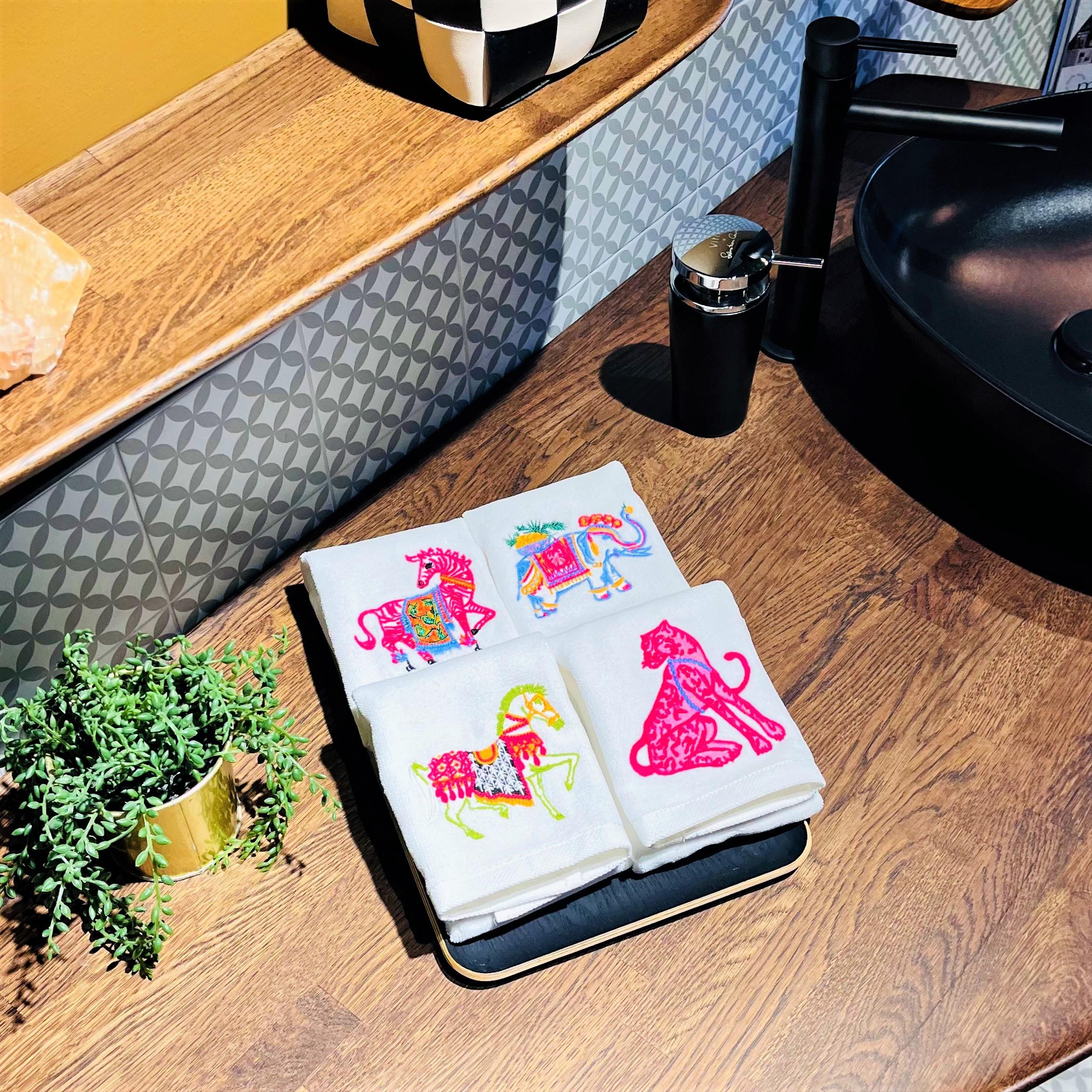 Dekoratif Animals Desenli El Havlusu Seti ( 4 ADET )