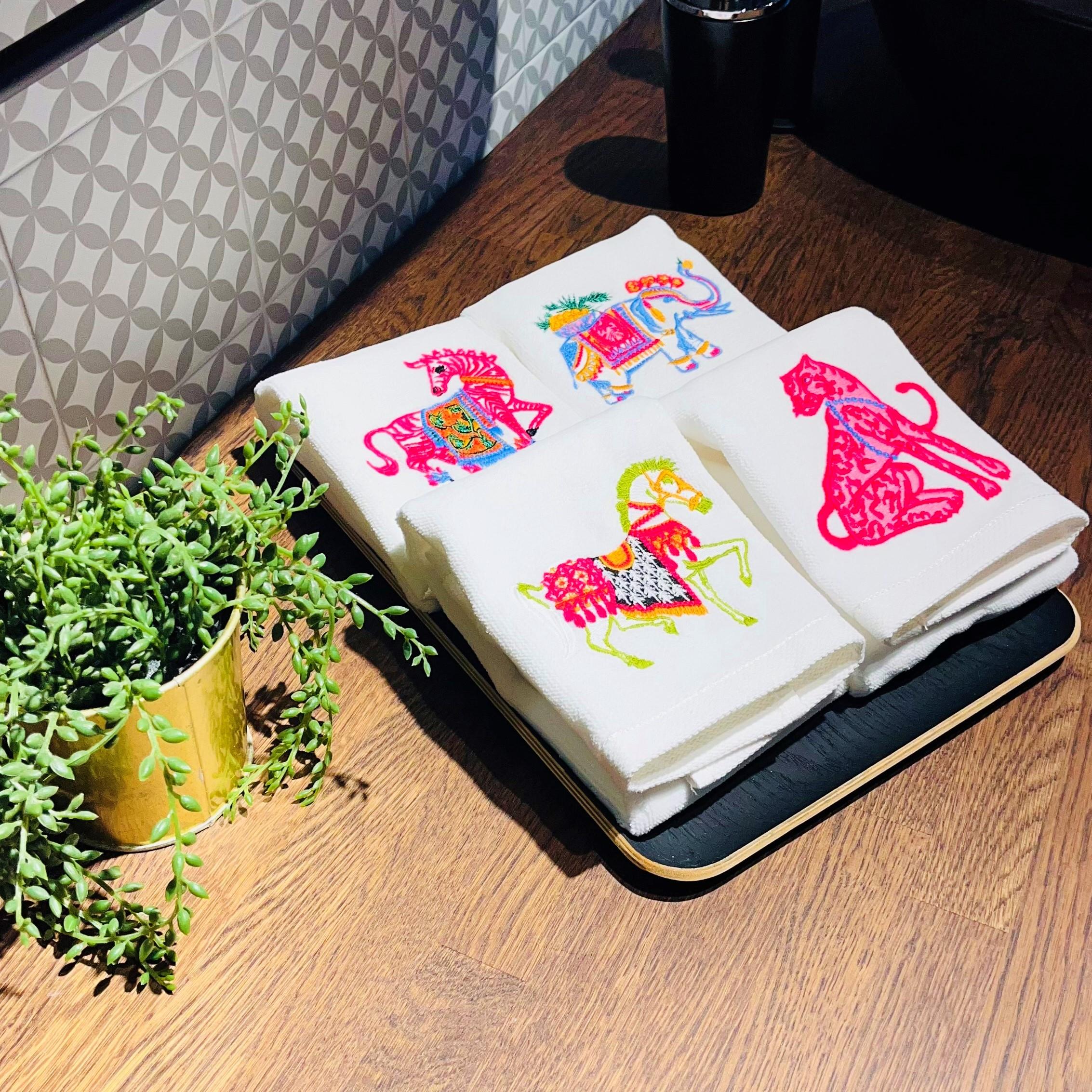 Dekoratif Animals Desenli El Havlusu Seti ( 4 ADET )