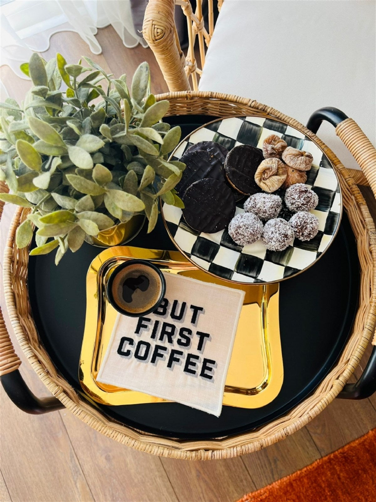 Dekoratif But First Coffee Desenli Kokteyl Peçete - 1 Adet Siyah Nakışlı