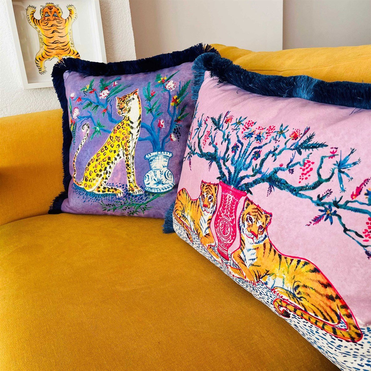 Dekoratif Leopar Desenli Mor Kadife Kırlent Kılıfı ( 45 cm x 45 cm )