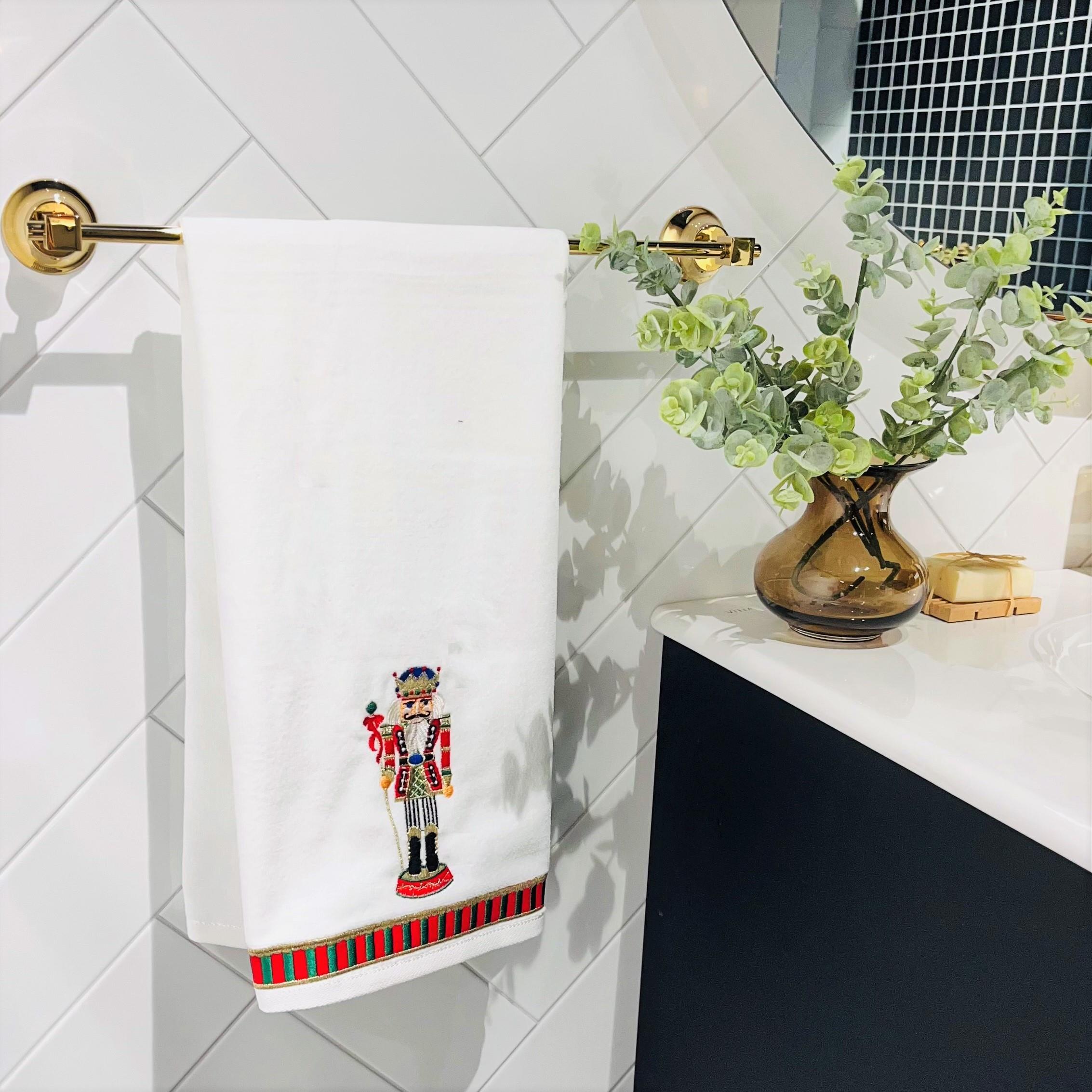 Dekoratif Nutcracker 2 Desenli Yüz Havlusu ( 1 Adet )