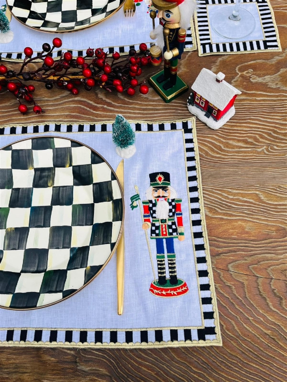 Dekoratif Nutcracker Kurşun Asker Desenli Amerikan Servis ( 2 Adet )