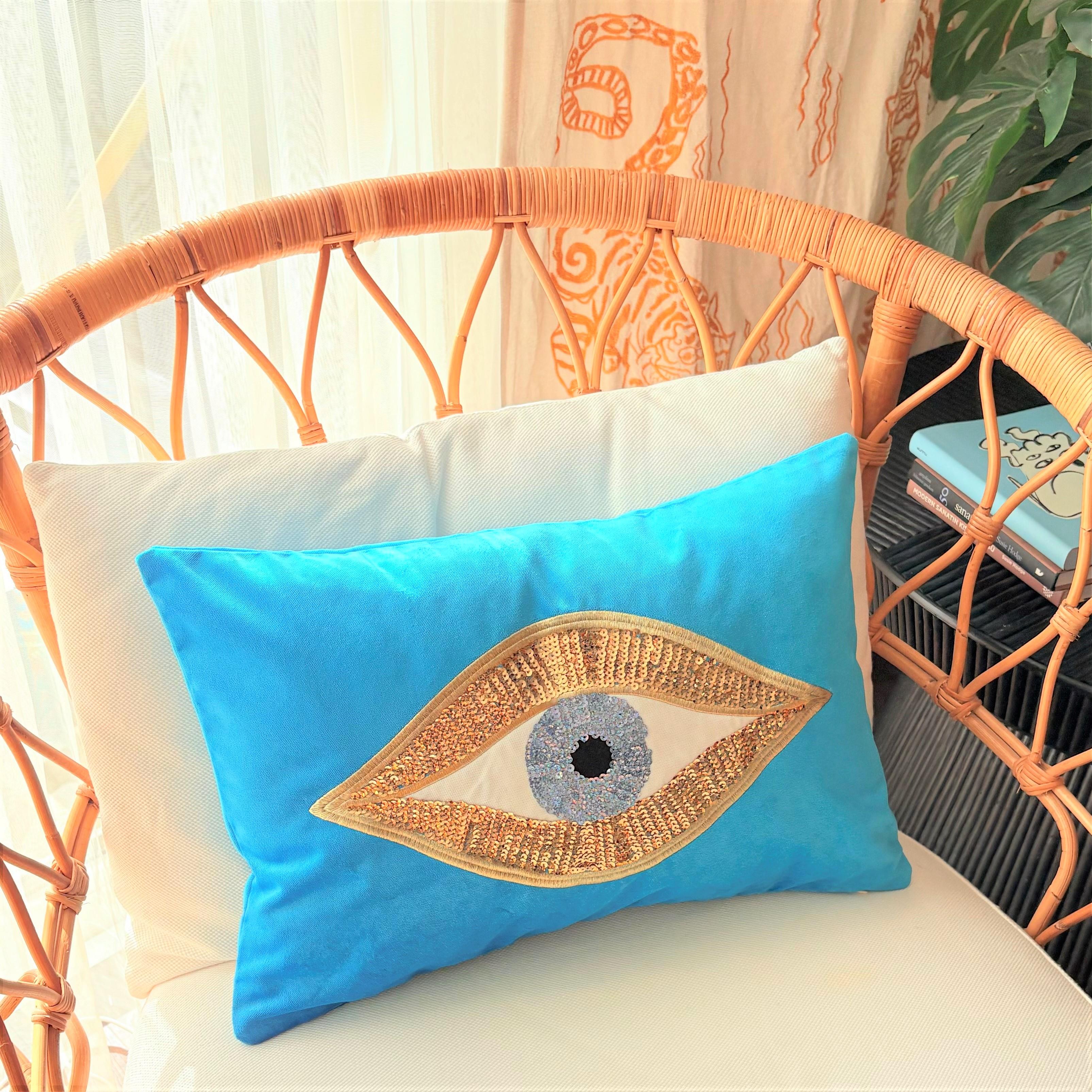 Dekoratif Pullu Göz Desenli Aqua Marin Kadife Kırlent Kılıfı ( 35 cm x 50 cm )