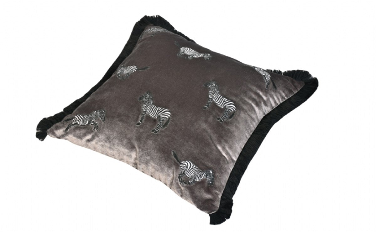 Dekoratif Zebra Desenli Gri Kadife Kırlent Kılıfı 45 x 45 cm