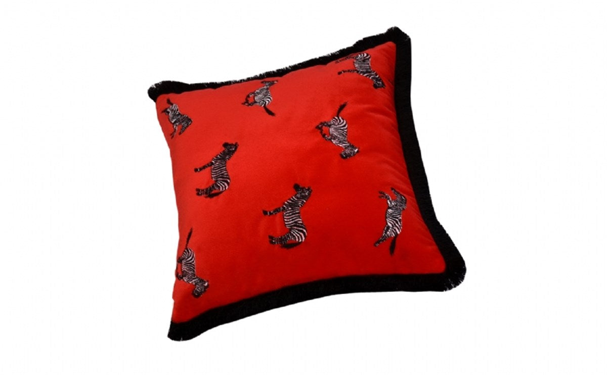 Dekoratif Zebra Desenli Kırmızı Kadife Kırlent Kılıfı 45 x 45 cm