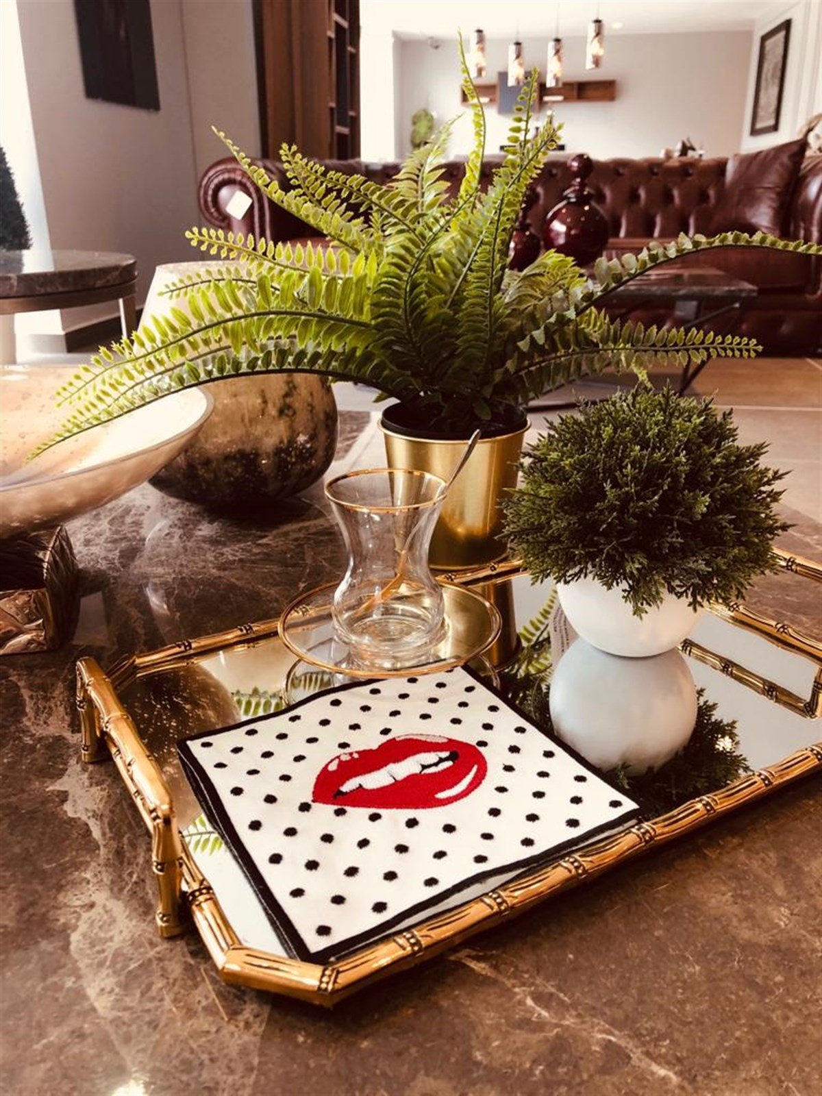 Pop Art Lips Dudak Desenli Vintage Kokteyl Peçeteler - 4 Adet