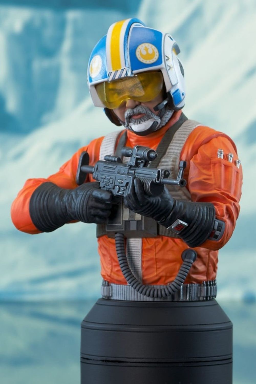 Gentle Giant Ltd.-Star Wars: The Mandalorian - Carson Teva 1/6 Scale Limited Edition Mini-Büst (SDCC 2023 Exclusive)-Büst-1-Milagron.com