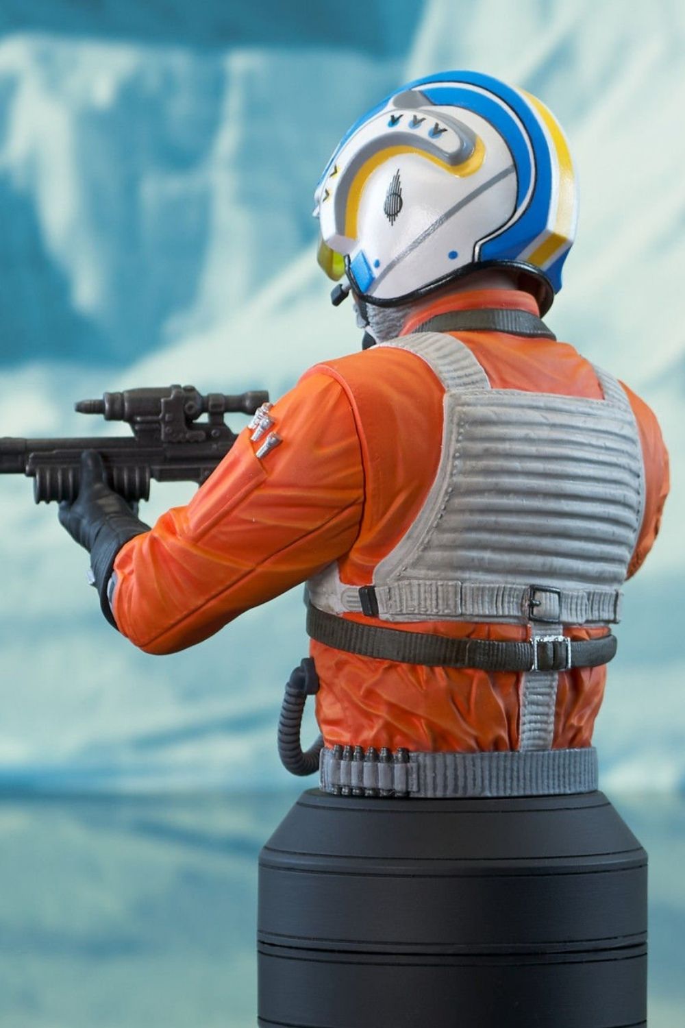 Gentle Giant Ltd.-Star Wars: The Mandalorian - Carson Teva 1/6 Scale Limited Edition Mini-Büst (SDCC 2023 Exclusive)-Büst-3-Milagron.com