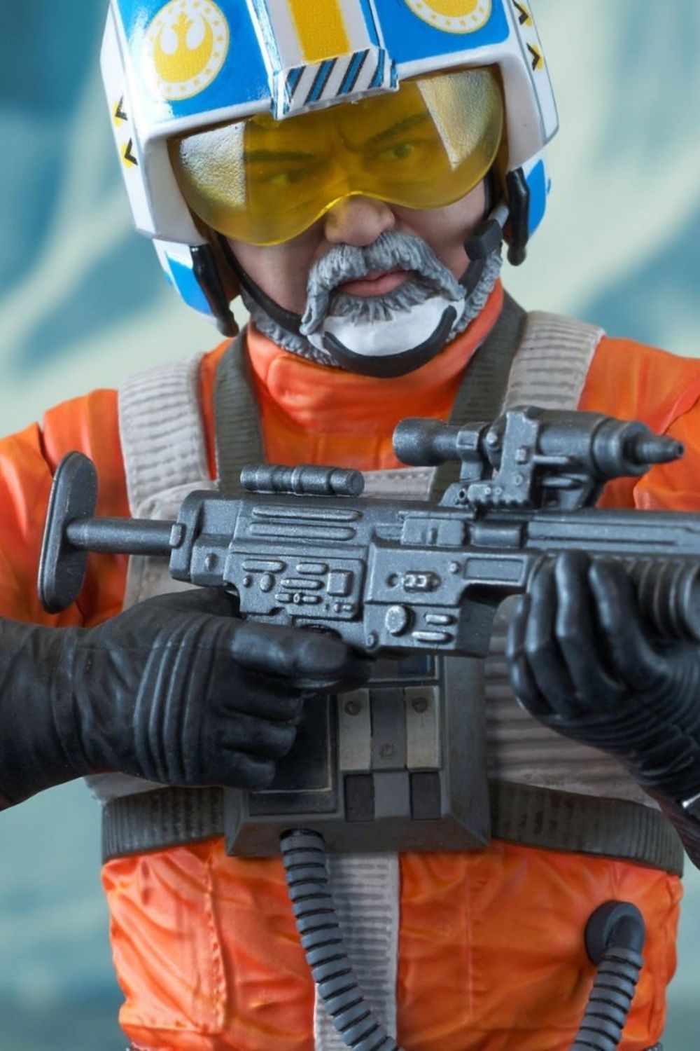 Gentle Giant Ltd.-Star Wars: The Mandalorian - Carson Teva 1/6 Scale Limited Edition Mini-Büst (SDCC 2023 Exclusive)-Büst-5-Milagron.com