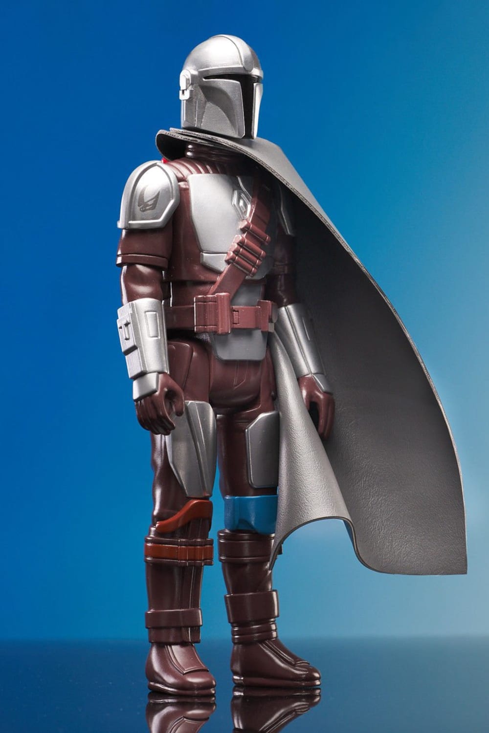 Gentle Giant Ltd.-Star Wars: The Mandalorian - The Mandalorian Beskar Concept Jumbo Figür-Figürler-8-Milagron.com